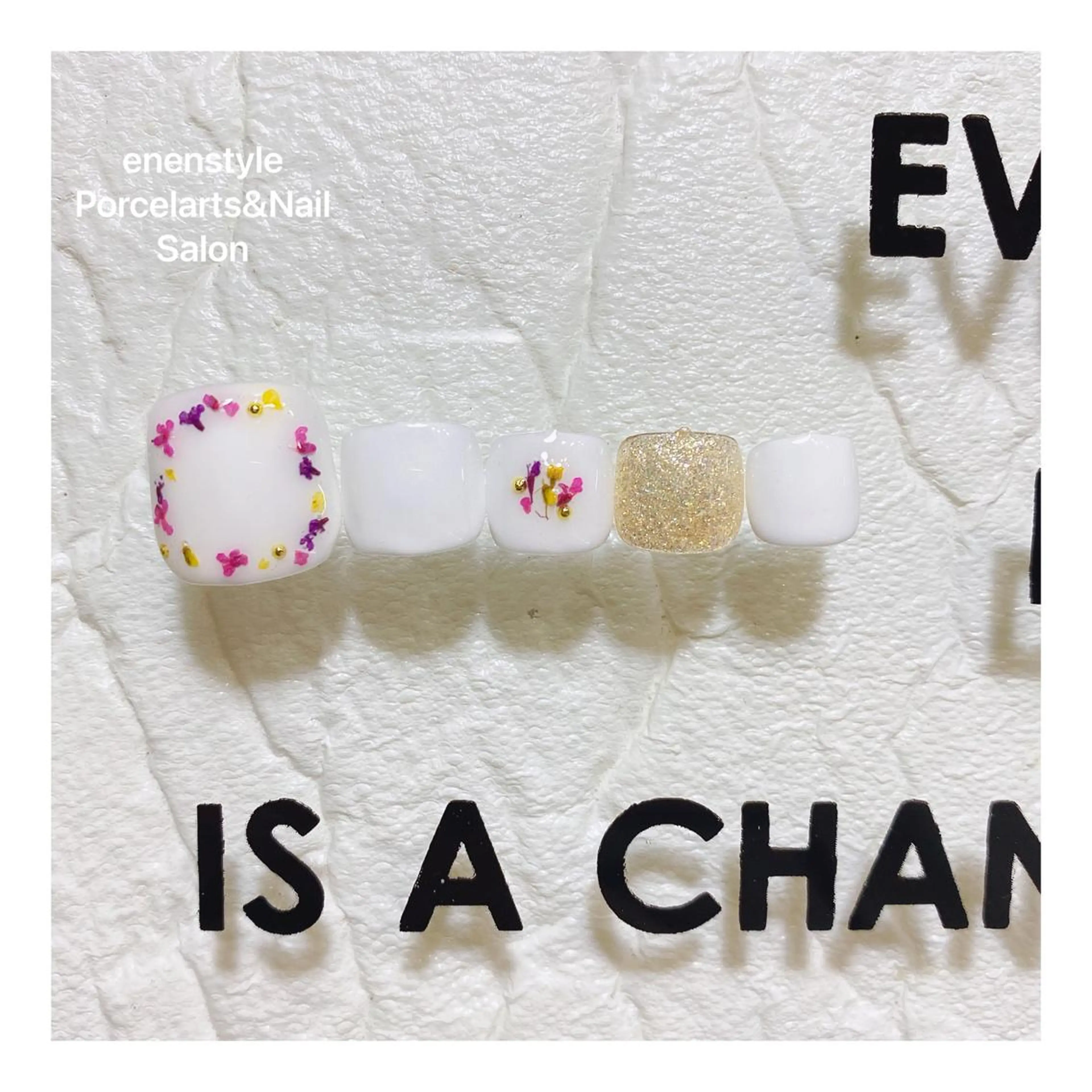 ショート ネイル ハンドネイル フットネイル 👑enen style👑のネイルデザイン