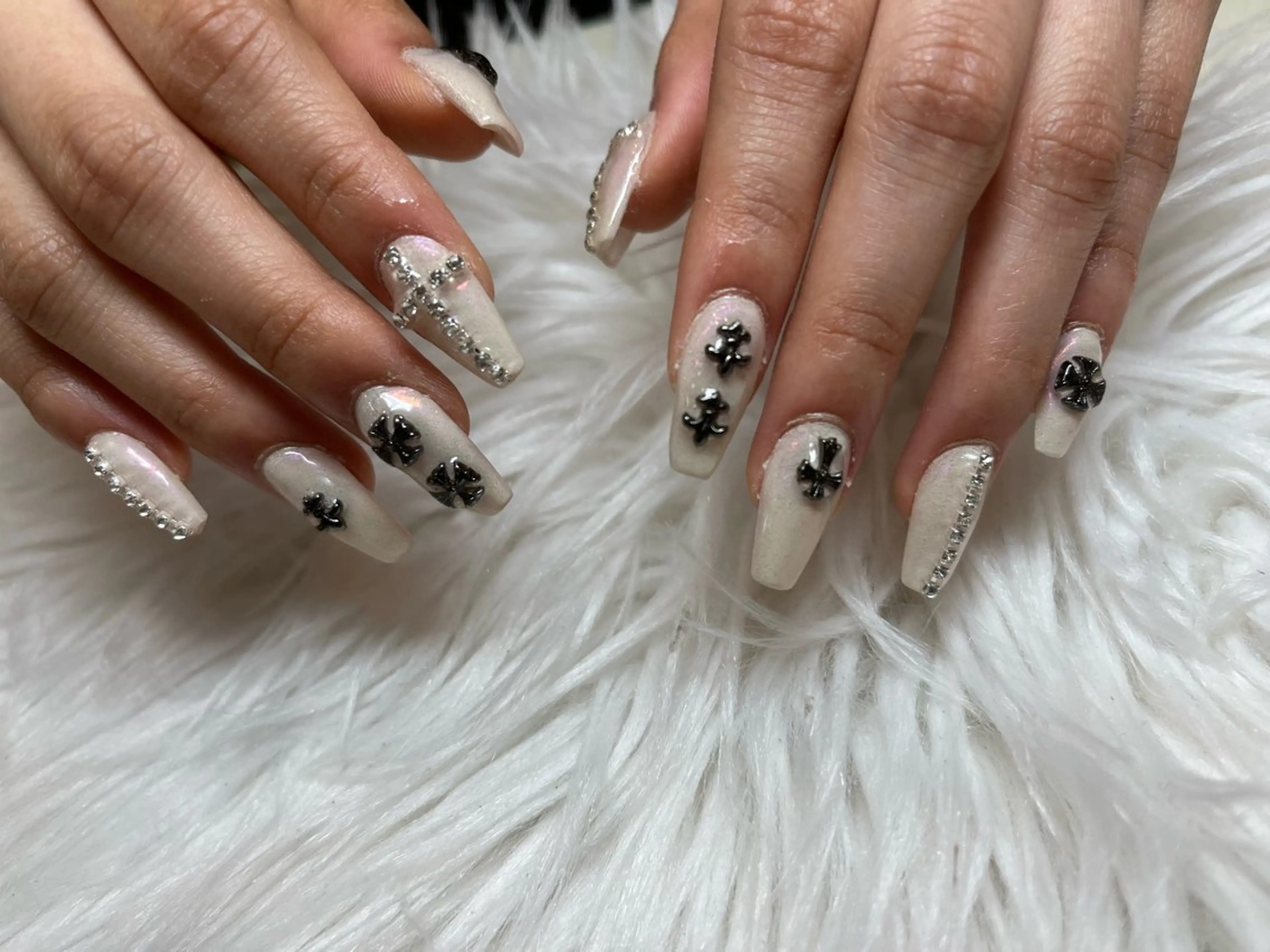 ネイル ハンドネイル SOARE🤍 🤍のネイルデザイン