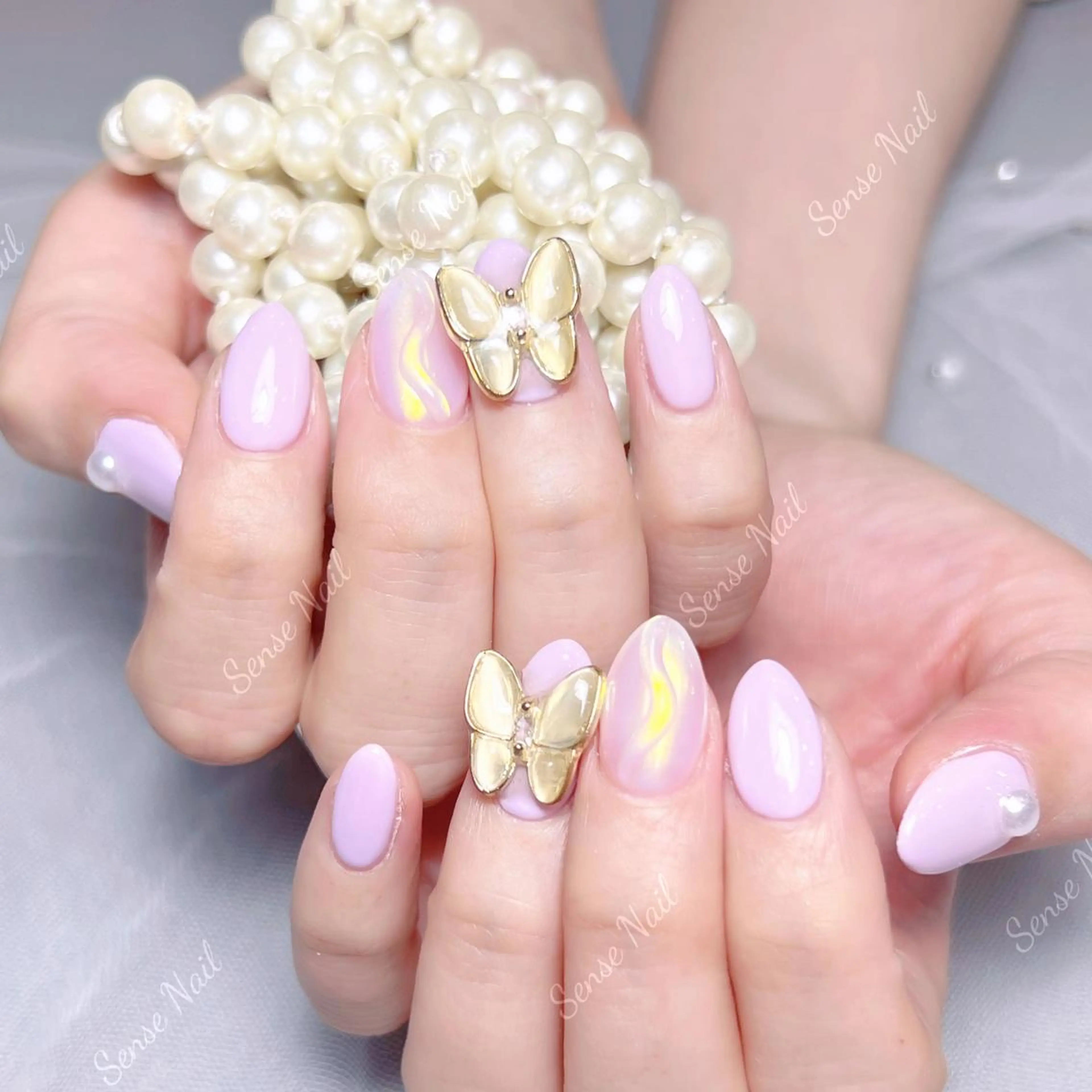 ネイル ハンドネイル ハンドケア 🦋Yumiio 🦋のネイルデザイン