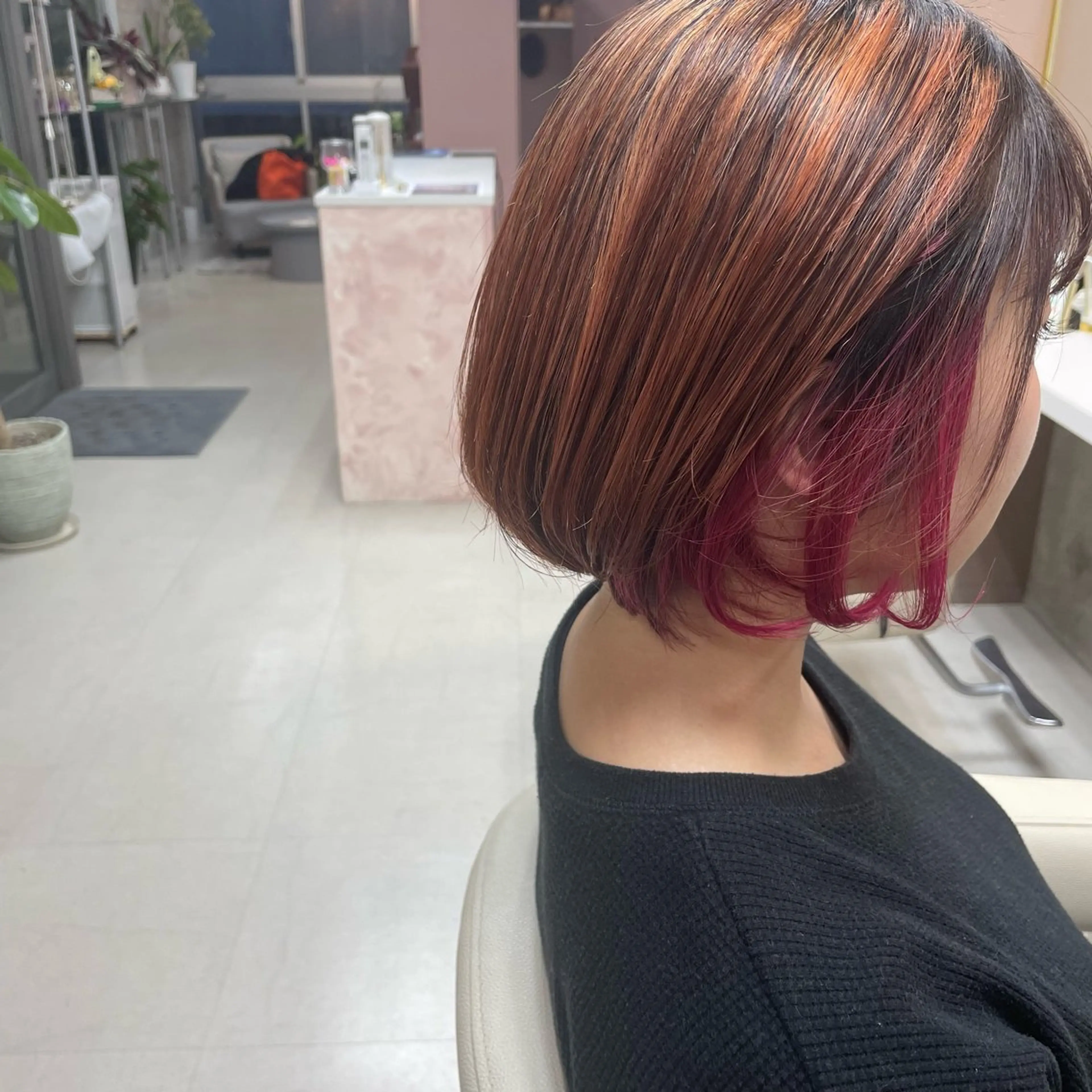 ショート カラー カット ヘアカラー トリートメント 坂本 沙也加のヘアスタイル
