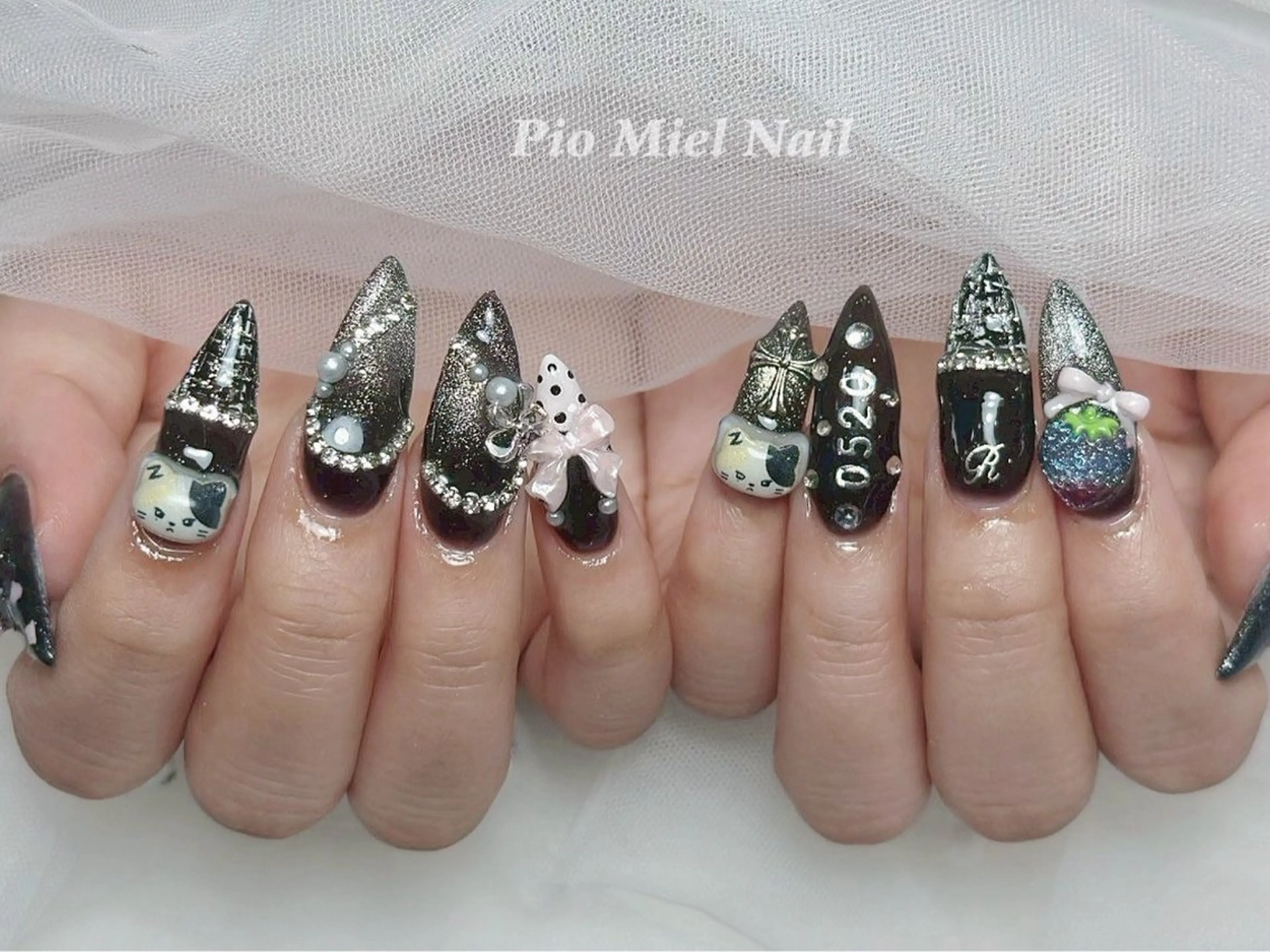 ネイル Pio Mielのネイルデザイン