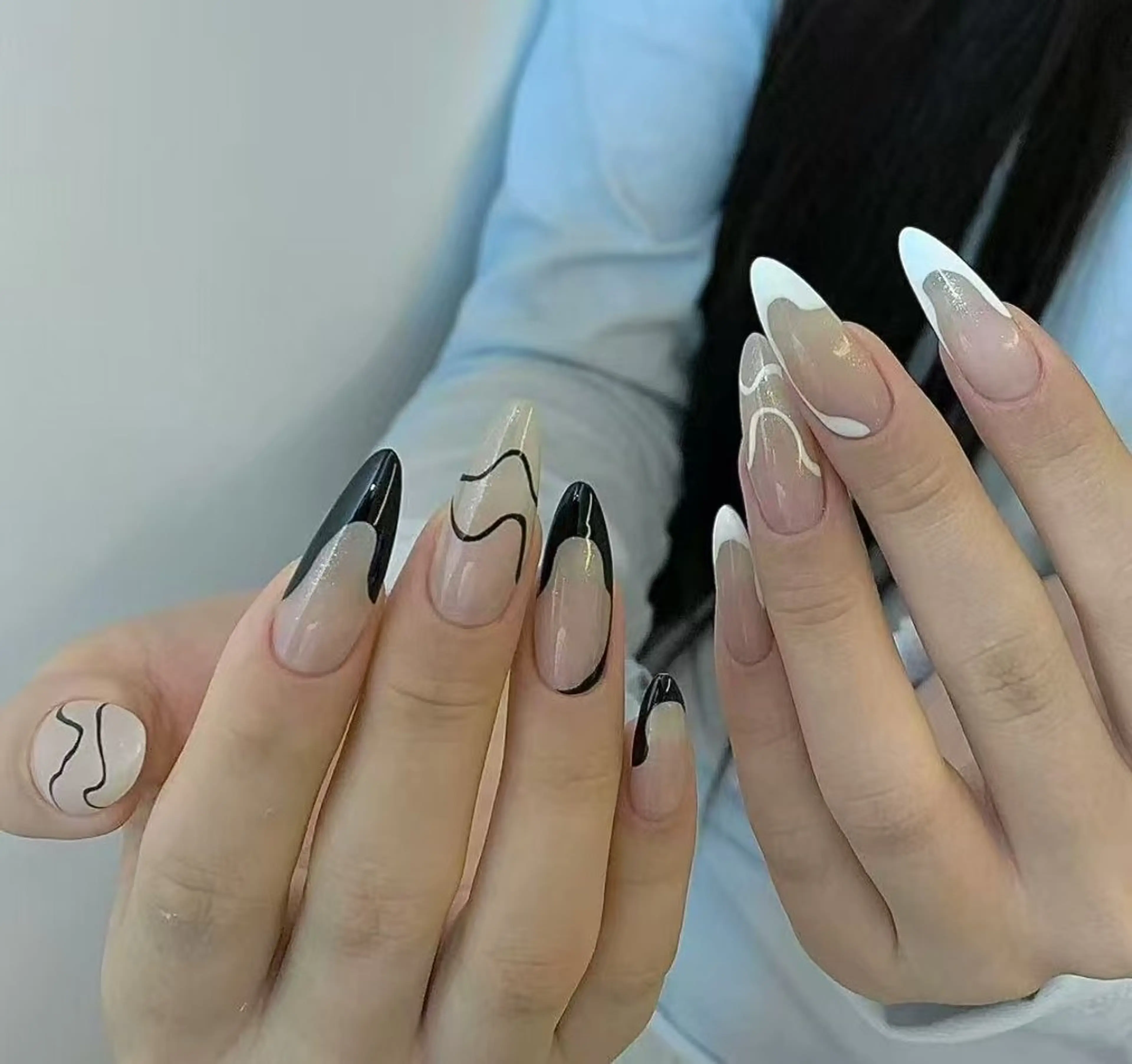 ネイル オーロラネイル フラワーネイル フットネイル フレンチネイル ジェルネイル ハンドネイル Oomiya 服部のネイルデザイン