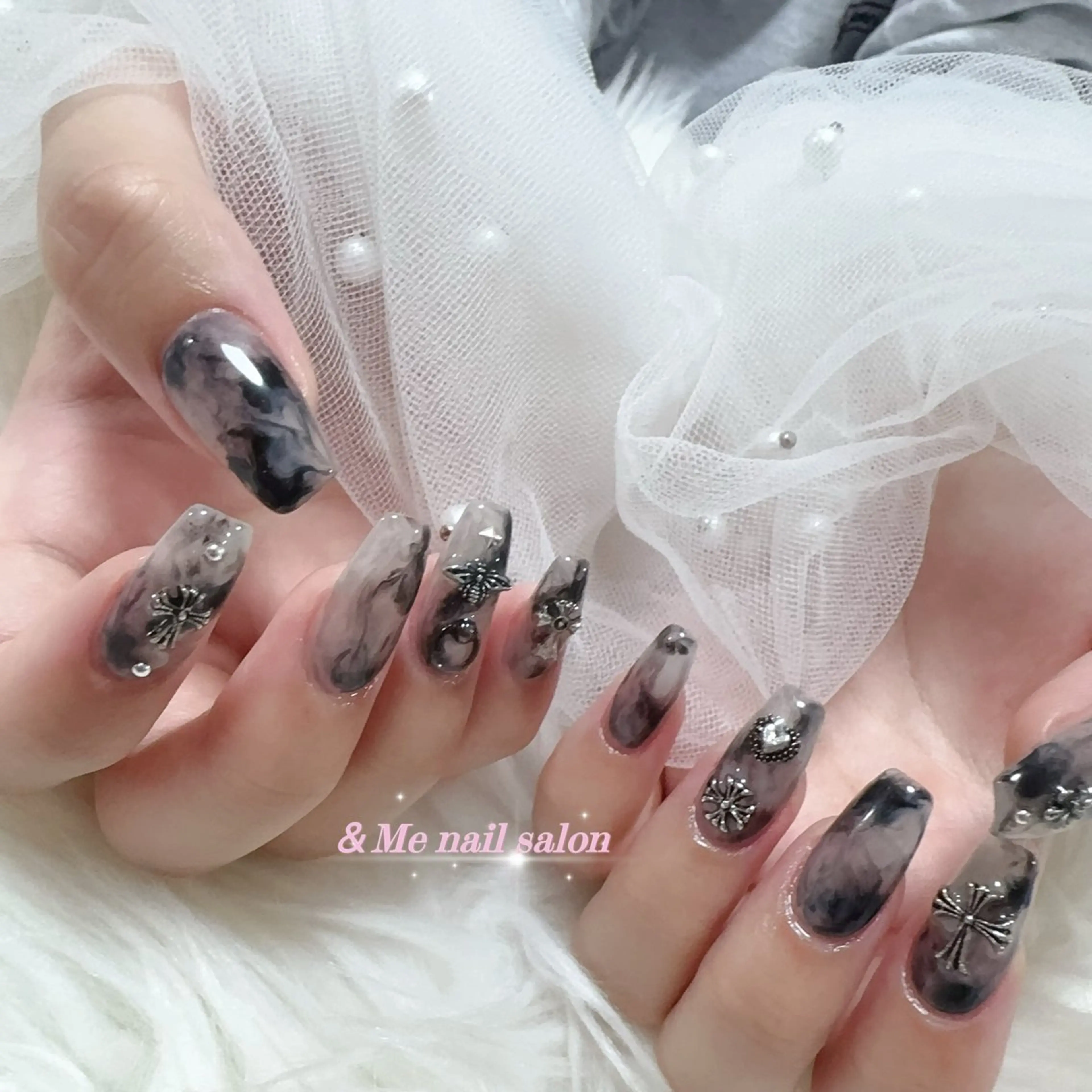 ネイル ハンドネイル ＆ME アンドミーのネイルデザイン