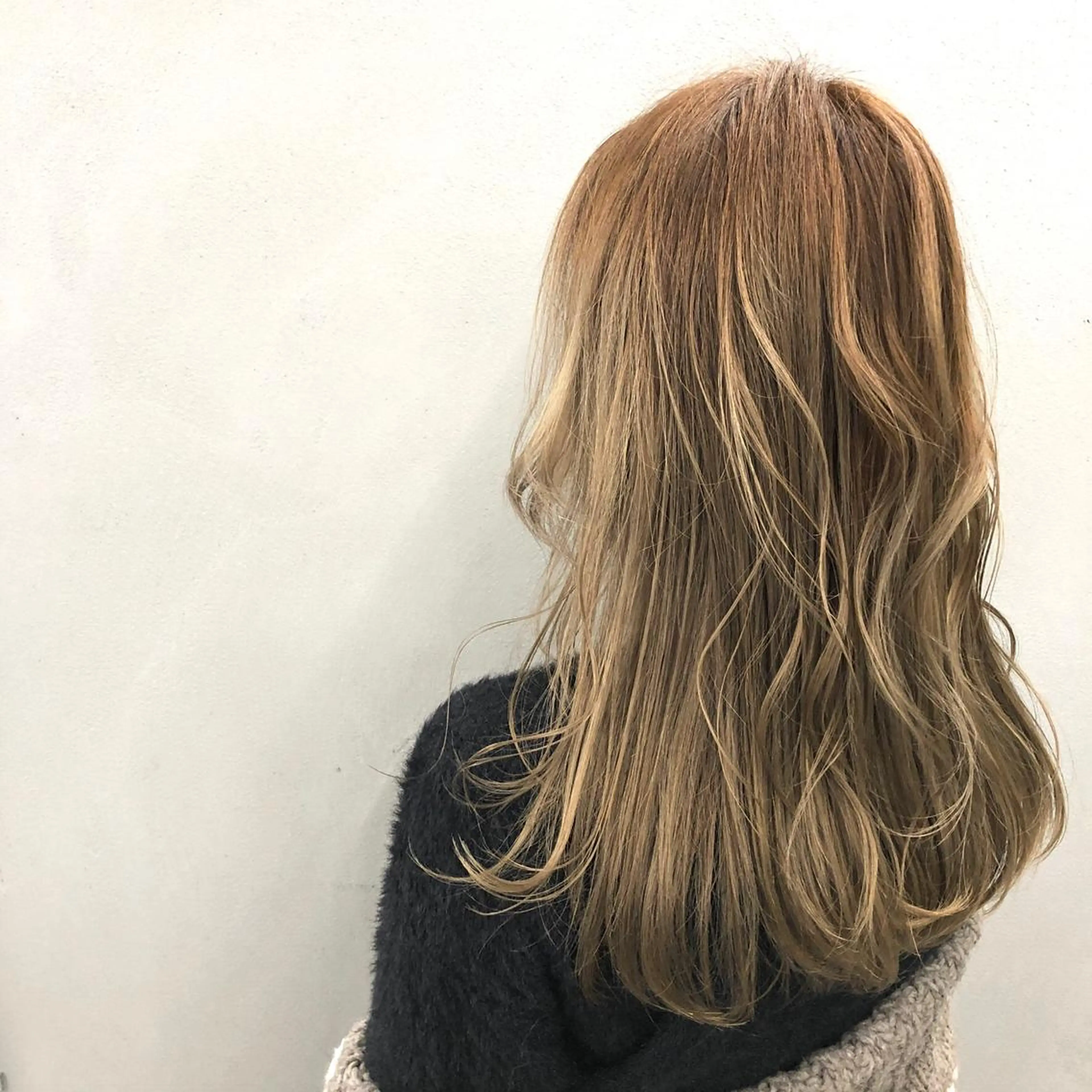 セミロング カラー グラデーションカラー ハイライトカラー 外国人風カラー ハイライト カット ヘアカラー ショート/ボブ/ 白髪染め/メンズ葛西のヘアスタイル