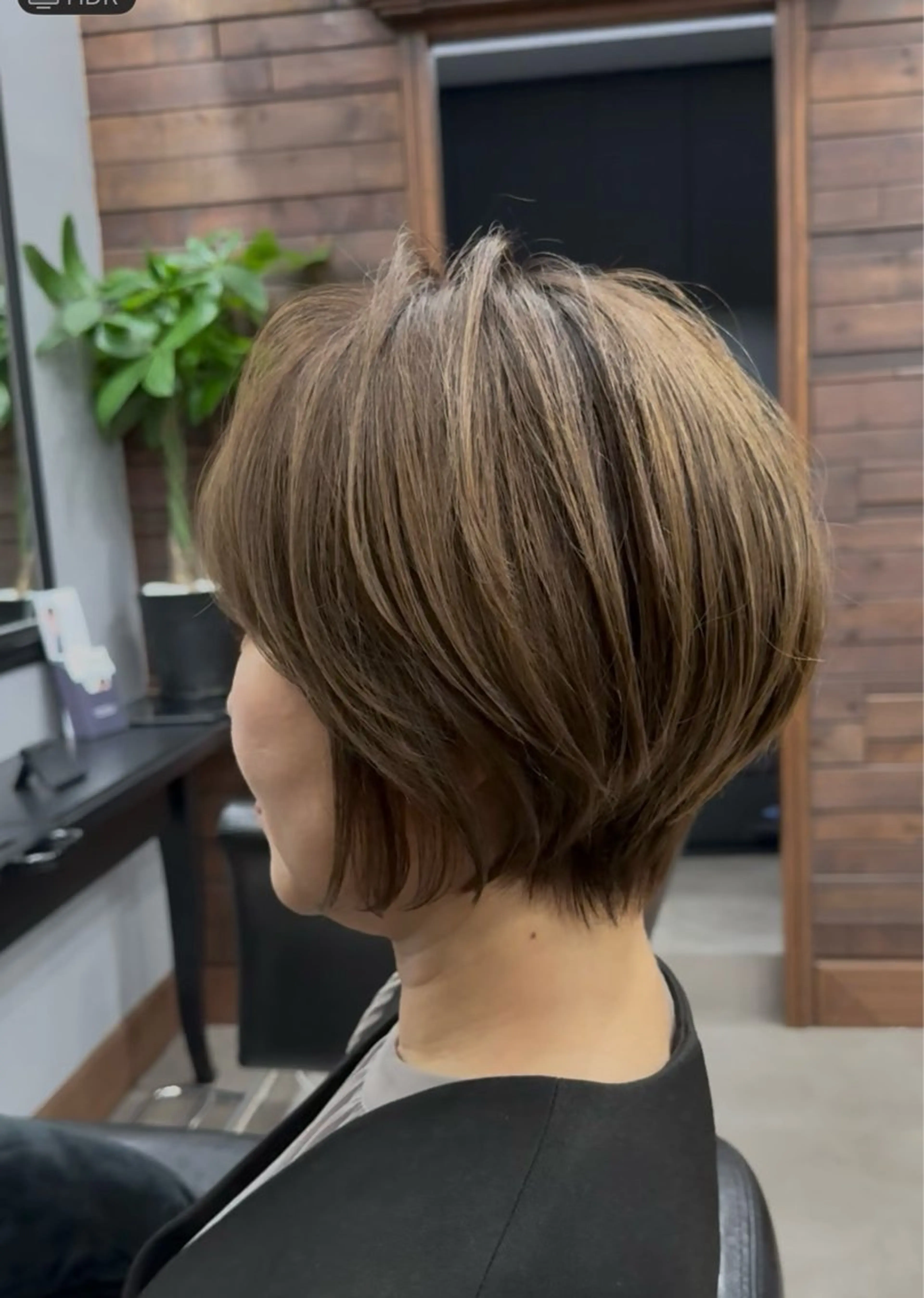 ショート カット ヘアカラー 藤中 隆悟のヘアスタイル