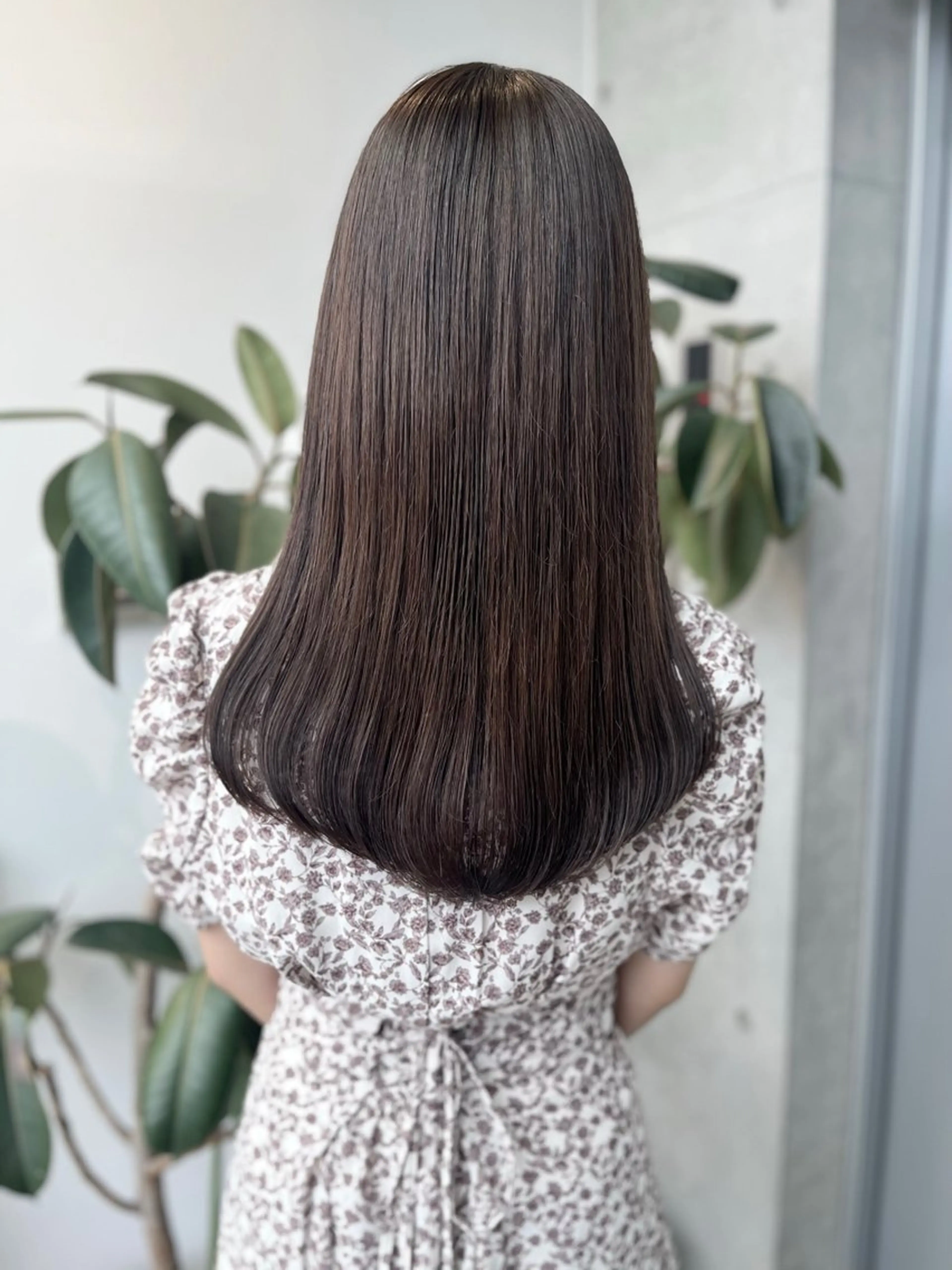 ロング カラー パーマ ヘアアレンジ 透明感/オリーブ/ グレージュ/YUKAのヘアスタイル