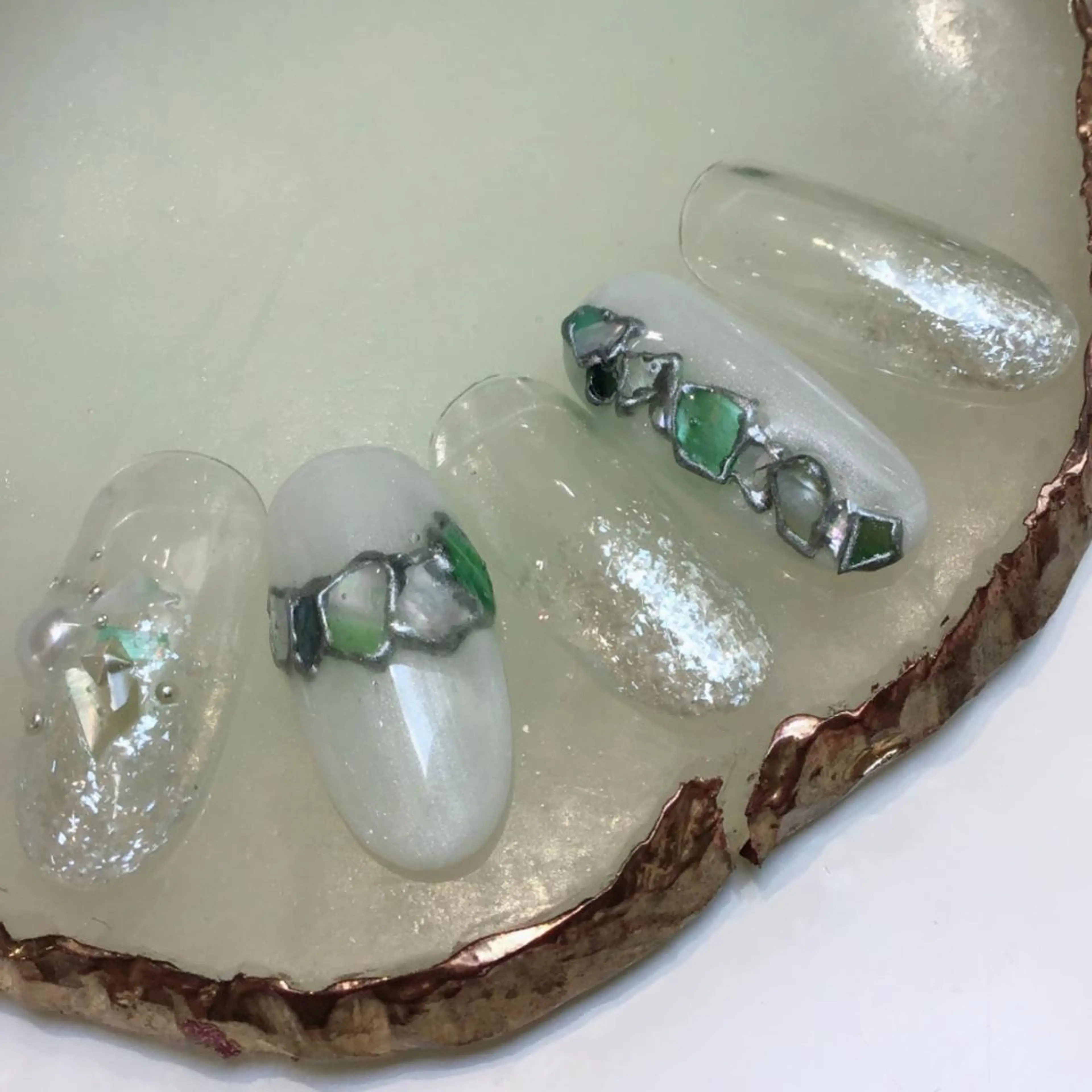ネイル カルフール リル MOEのネイルデザイン