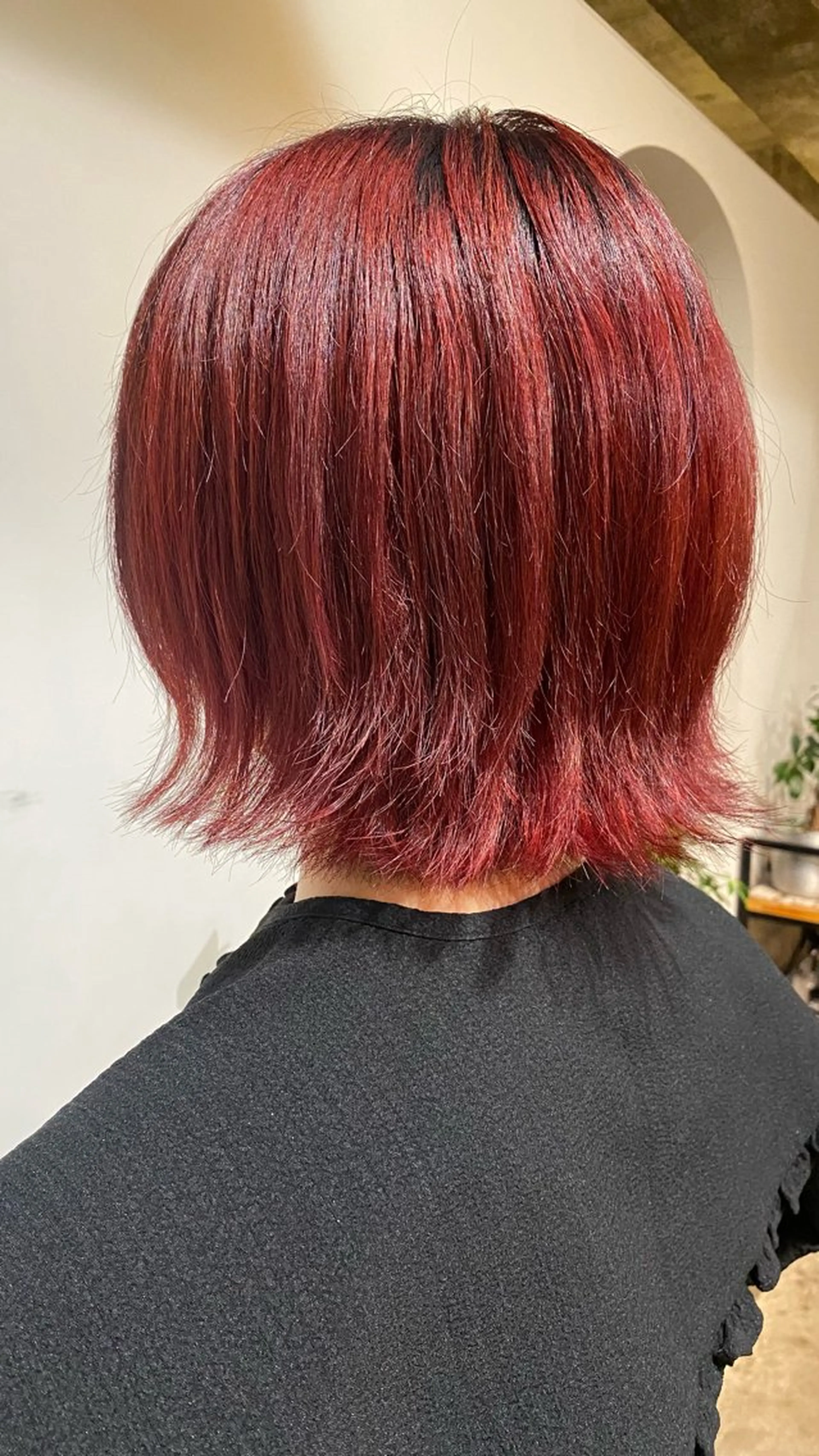 カラー ブリーチ メンズカット attraitななかのヘアスタイル