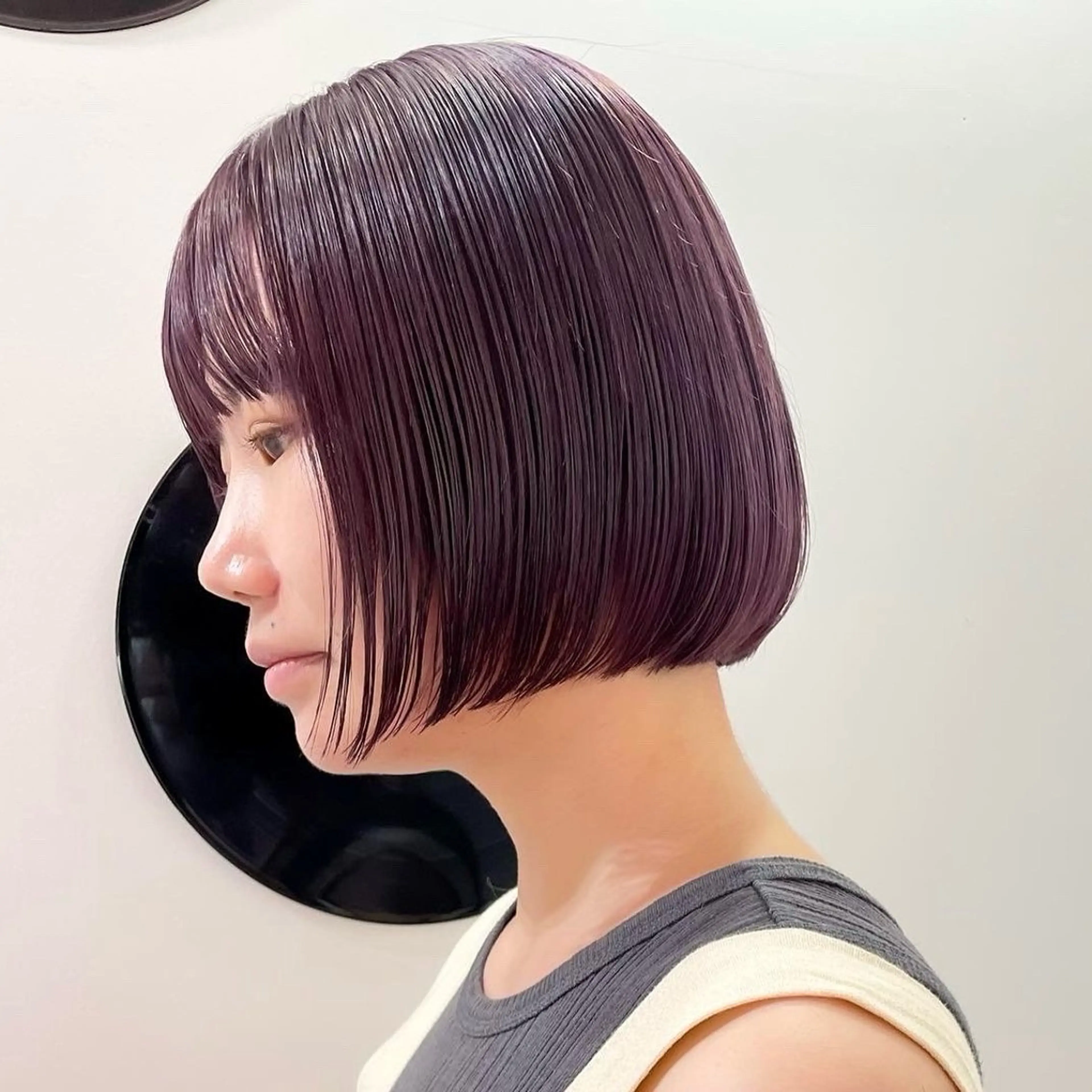 カラー 艶髪ハイトーン× ボブ🥣アイネのヘアスタイル