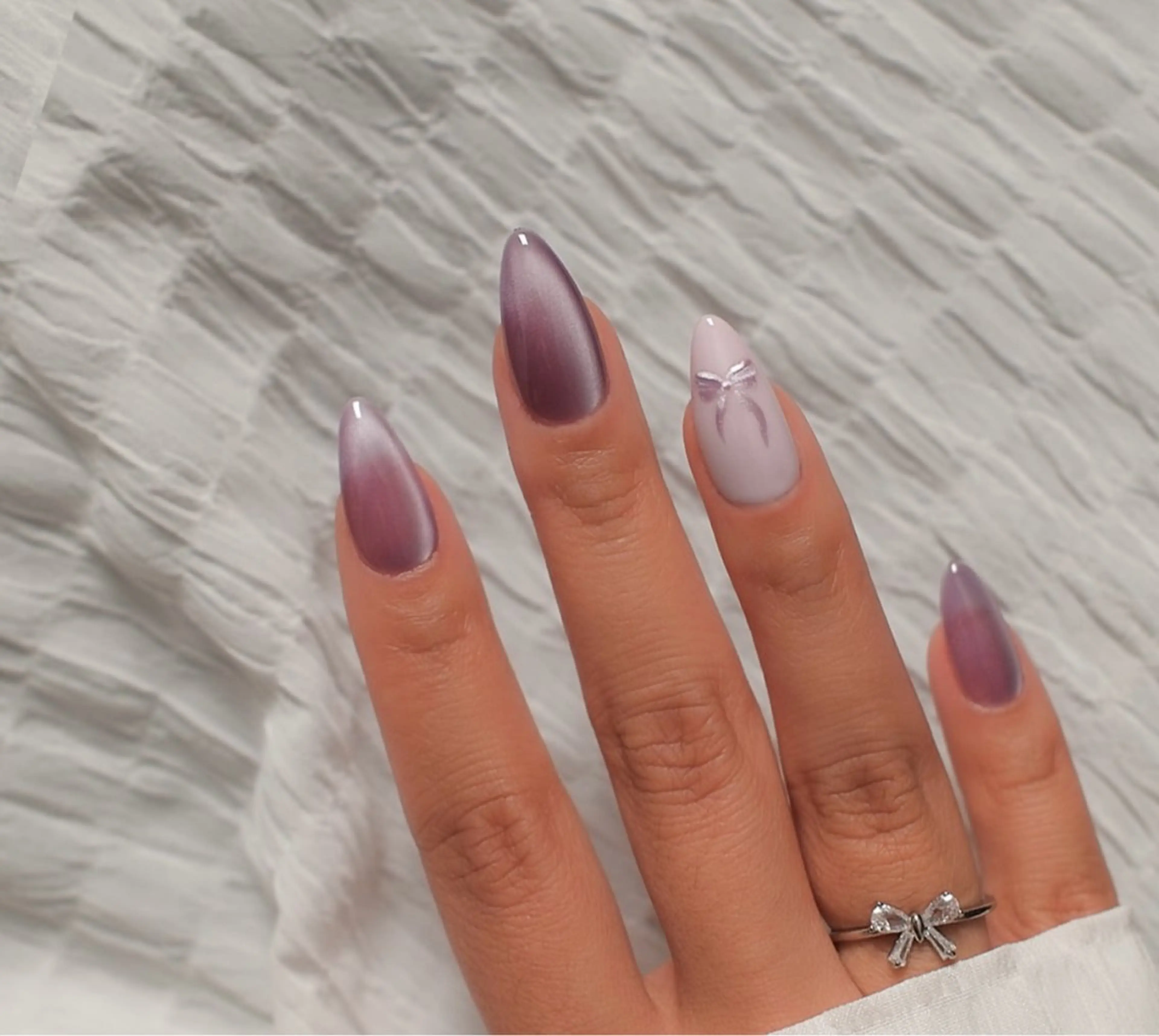 ネイル アートネイル オーロラネイル チークネイル フレンチネイル ガラスフレンチ ハンドネイル 🎀YooLi Nail salonのネイルデザイン