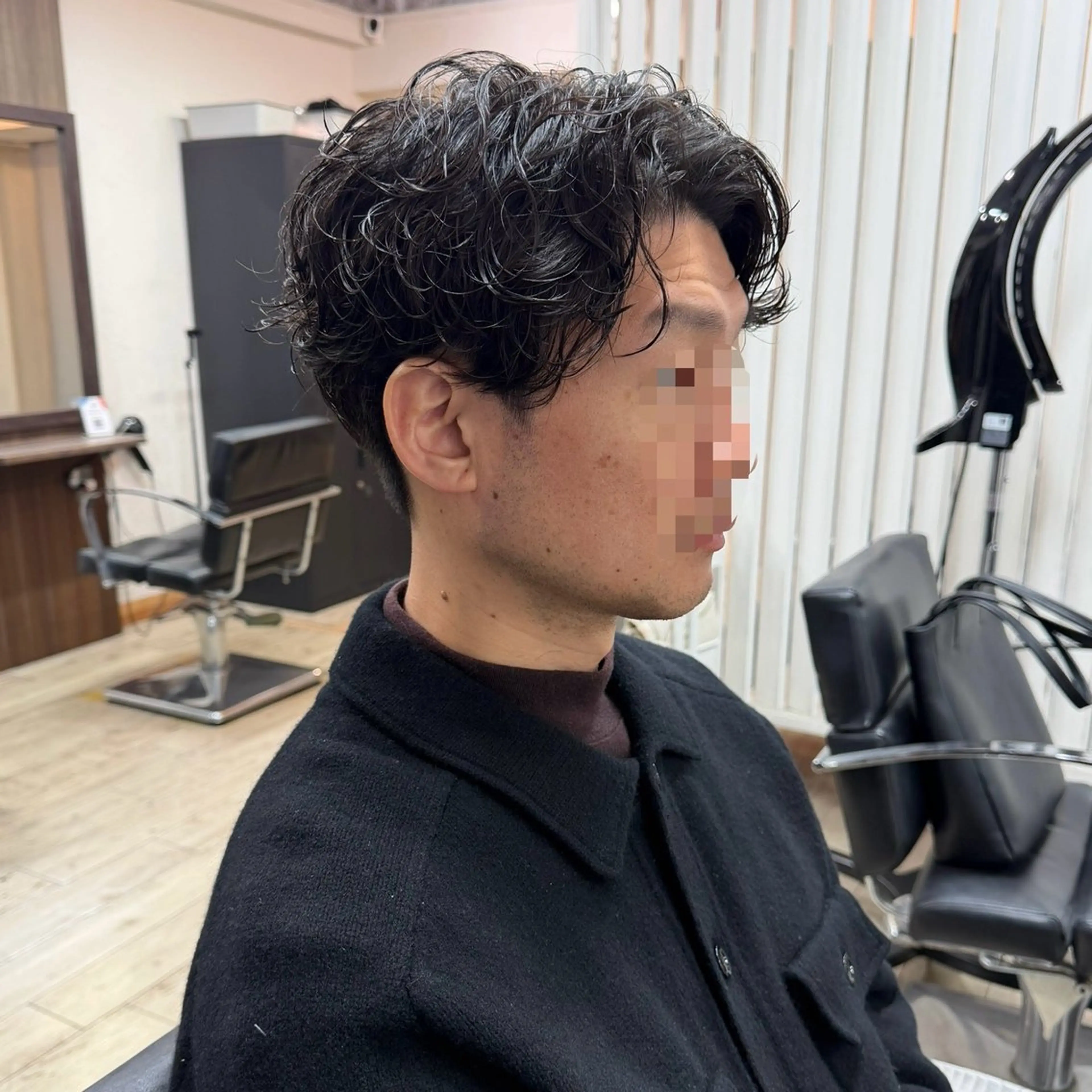 ミディアム パーマ メンズ ミディアムパーマ センターパート メンズパーマ スパイラルパーマ カット パーマ ヘアセット 【池袋/スパイキー ショート】ⓝⓘⓜⓤのヘアスタイル