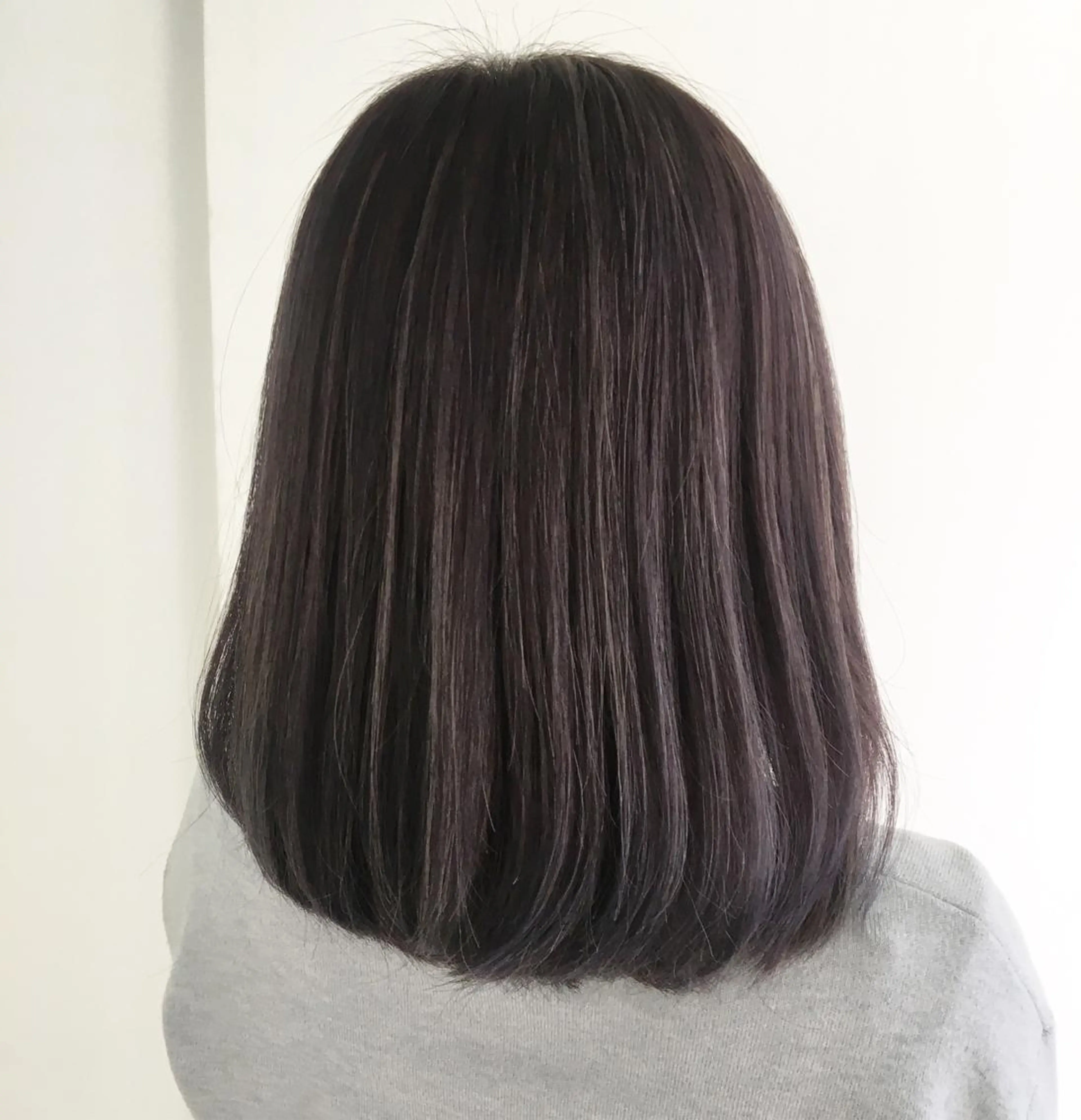 ショート カット ヘアカラー 渡辺 健太のヘアスタイル