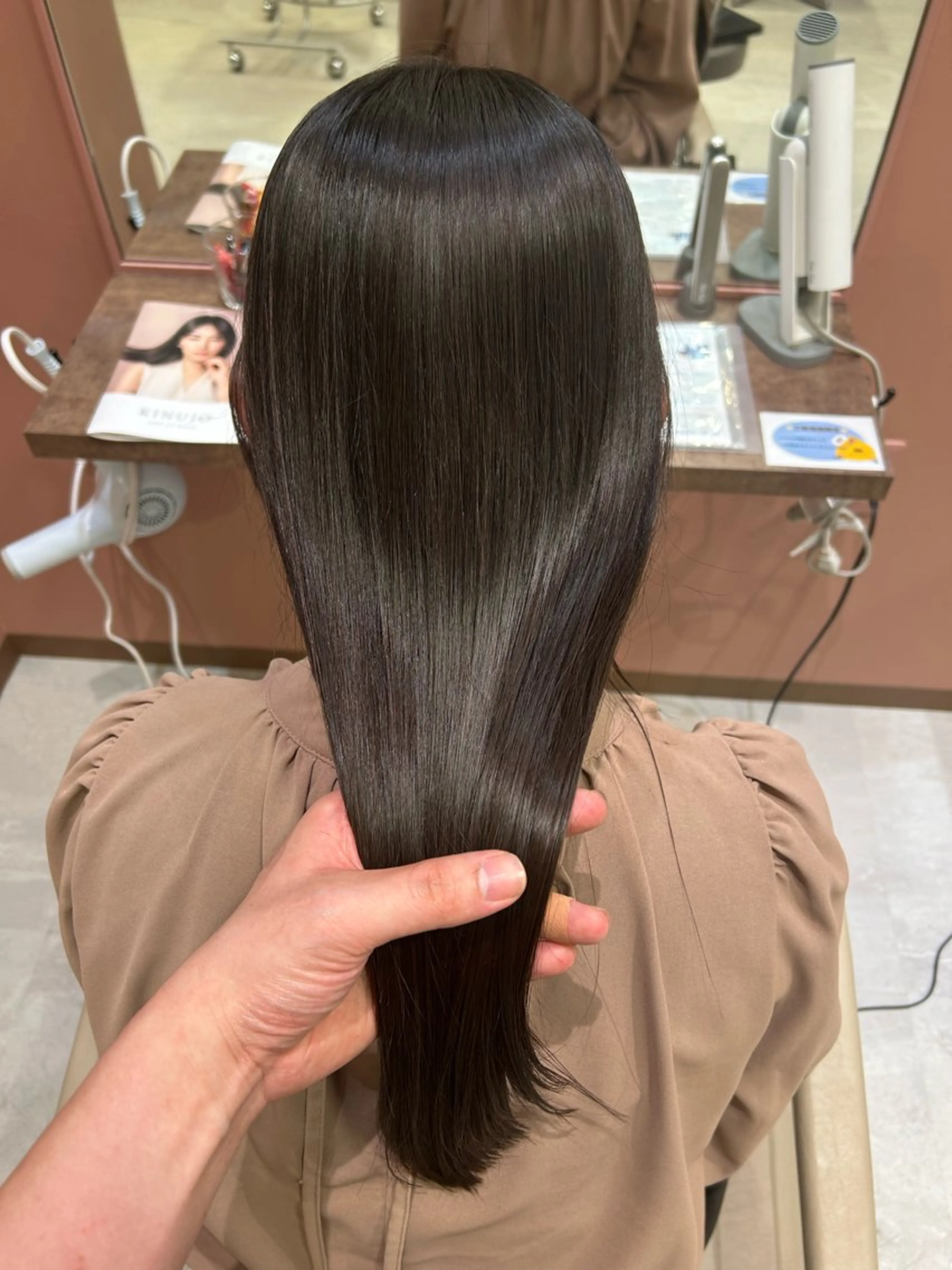 ロング パーマ 鍋島 平のヘアスタイル