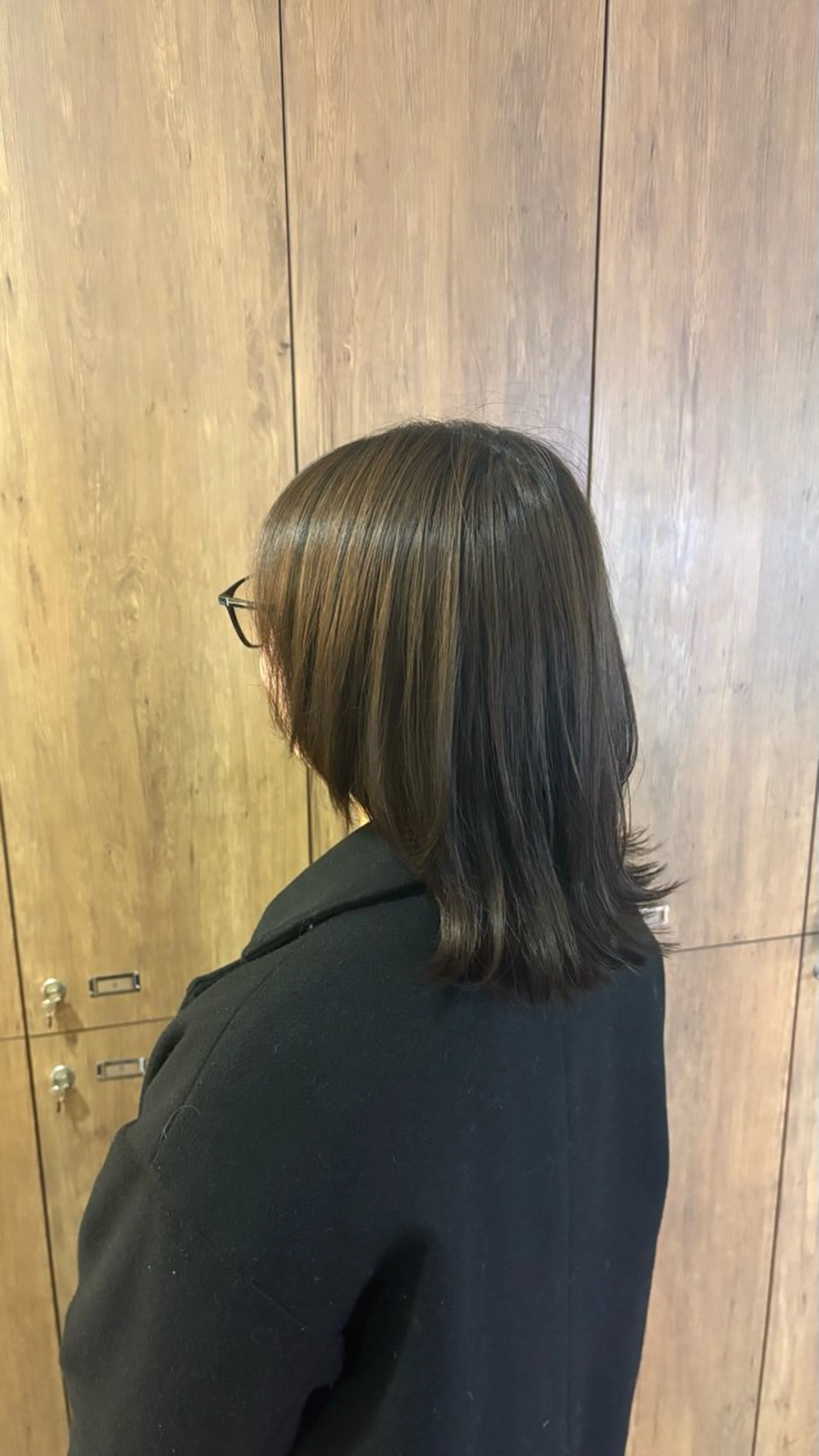 ミディアム ウルフカット 古川 咲衣のヘアスタイル