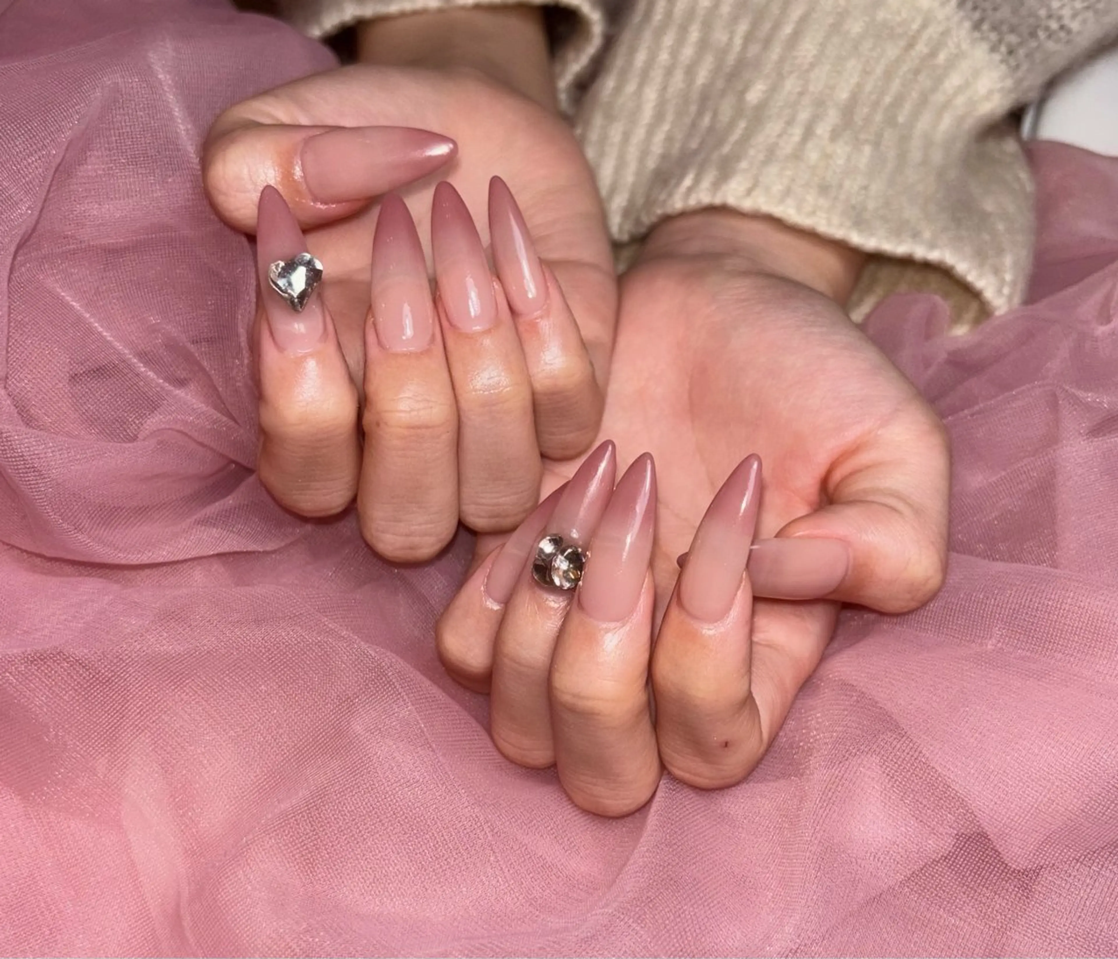 ネイル ハンドネイル 𝐁𝐞𝐥𝐥 𝐦𝐞のネイルデザイン