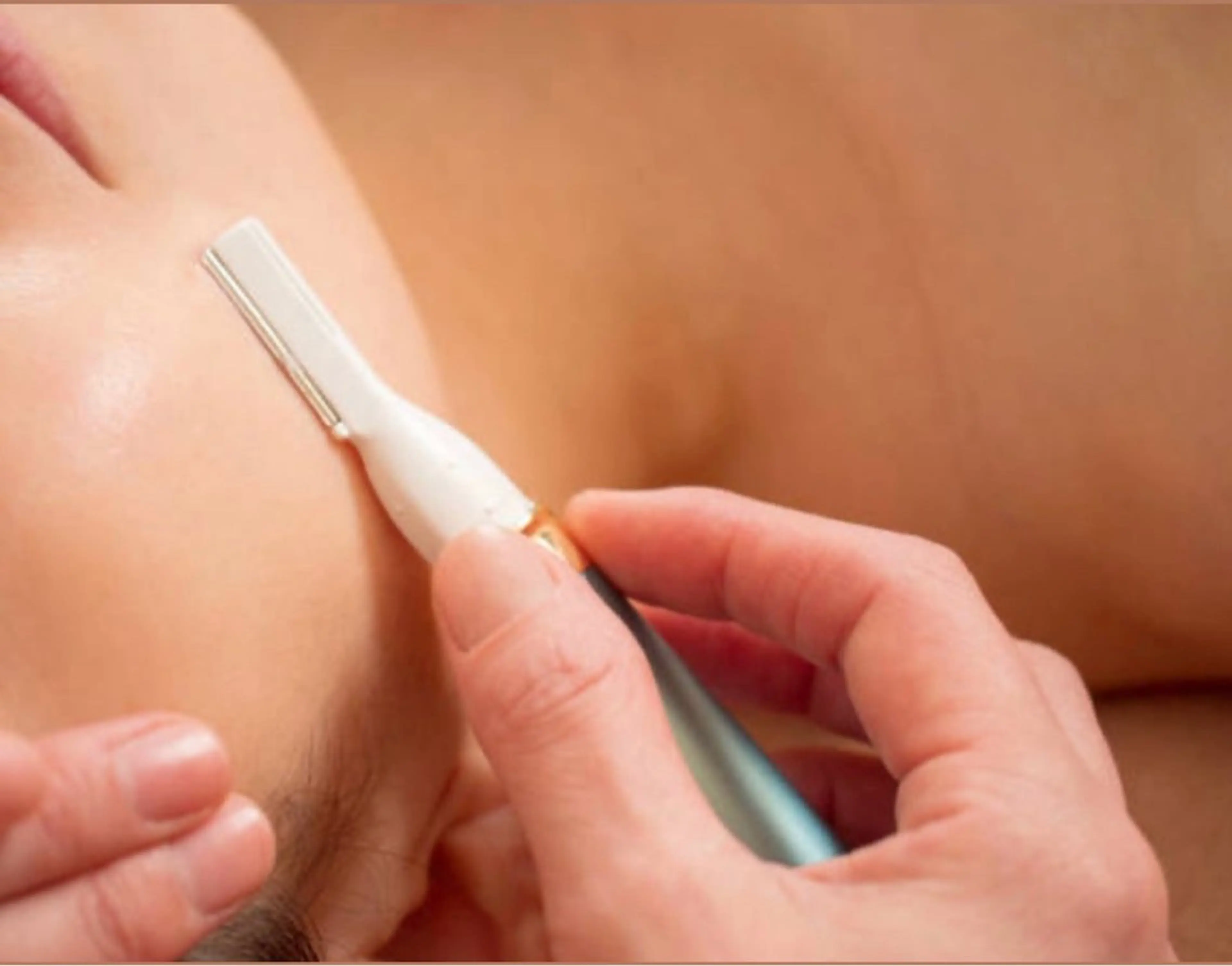 Reveトータル ビューティサロンの眉毛・アイブロウイメージ