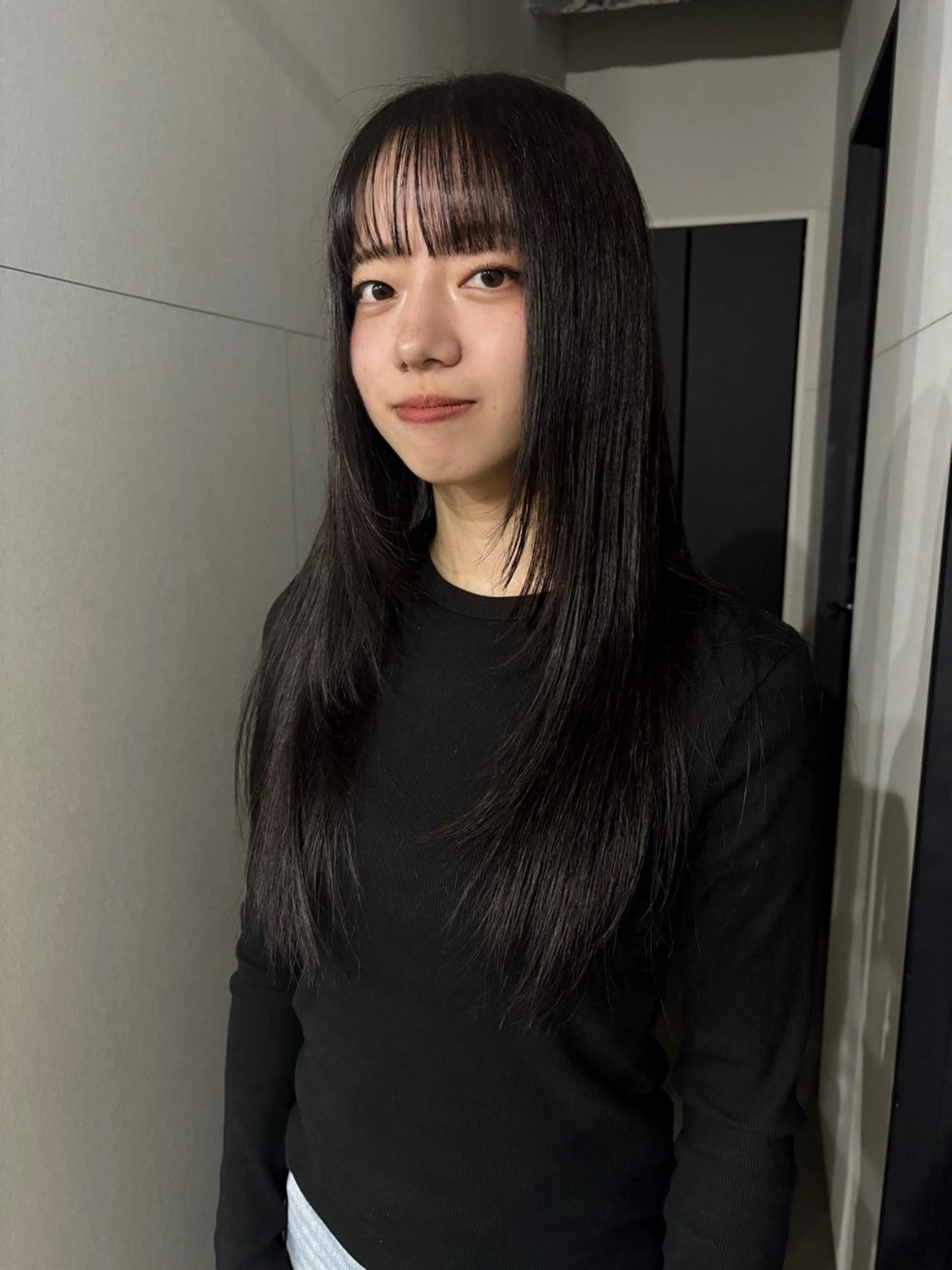 セミロング レイヤーカット カット ヘアカラー 岩間 萌々果/eimのヘアスタイル