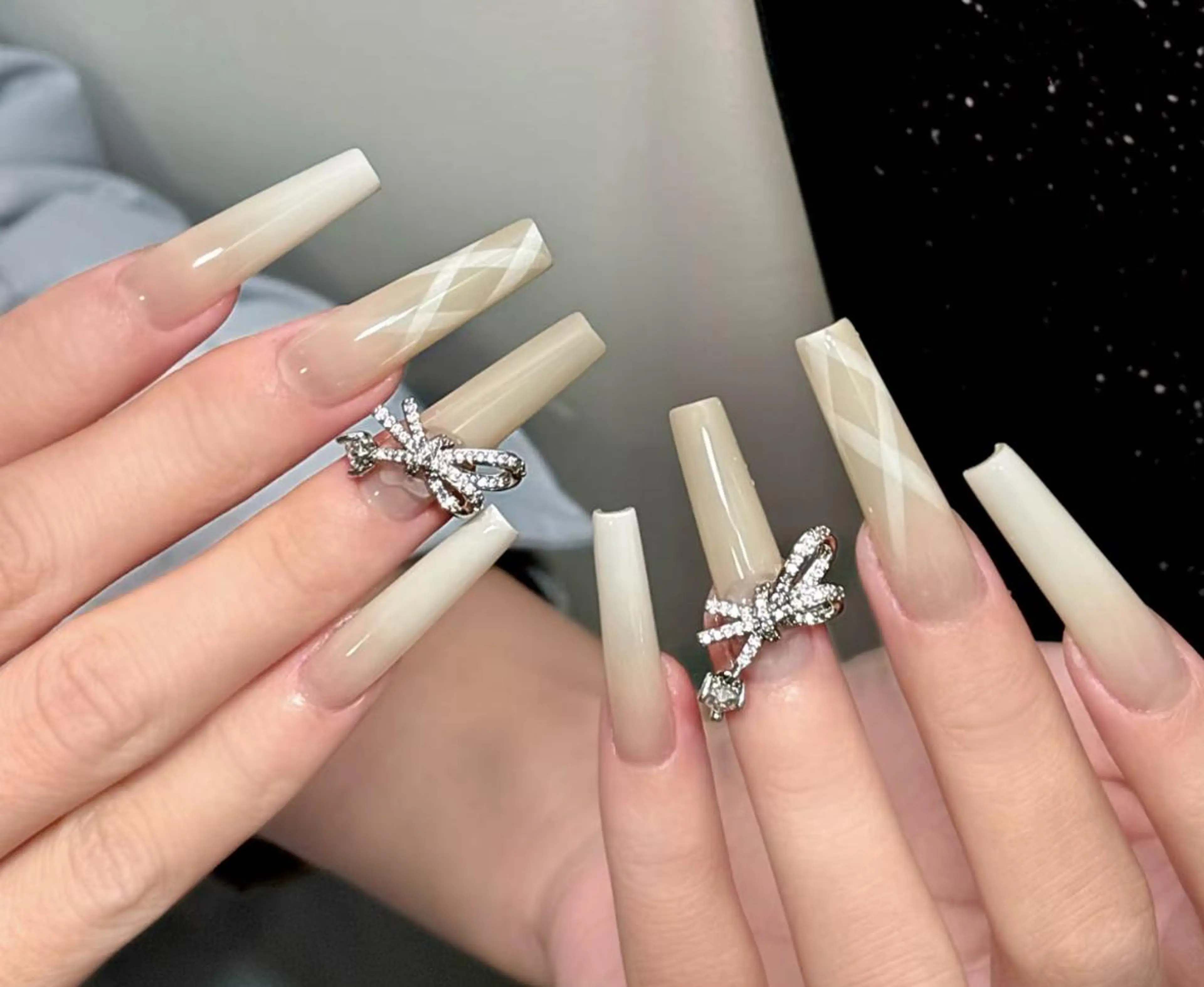 ネイル ハンドネイル エリ🫧 nail池袋東口のネイルデザイン
