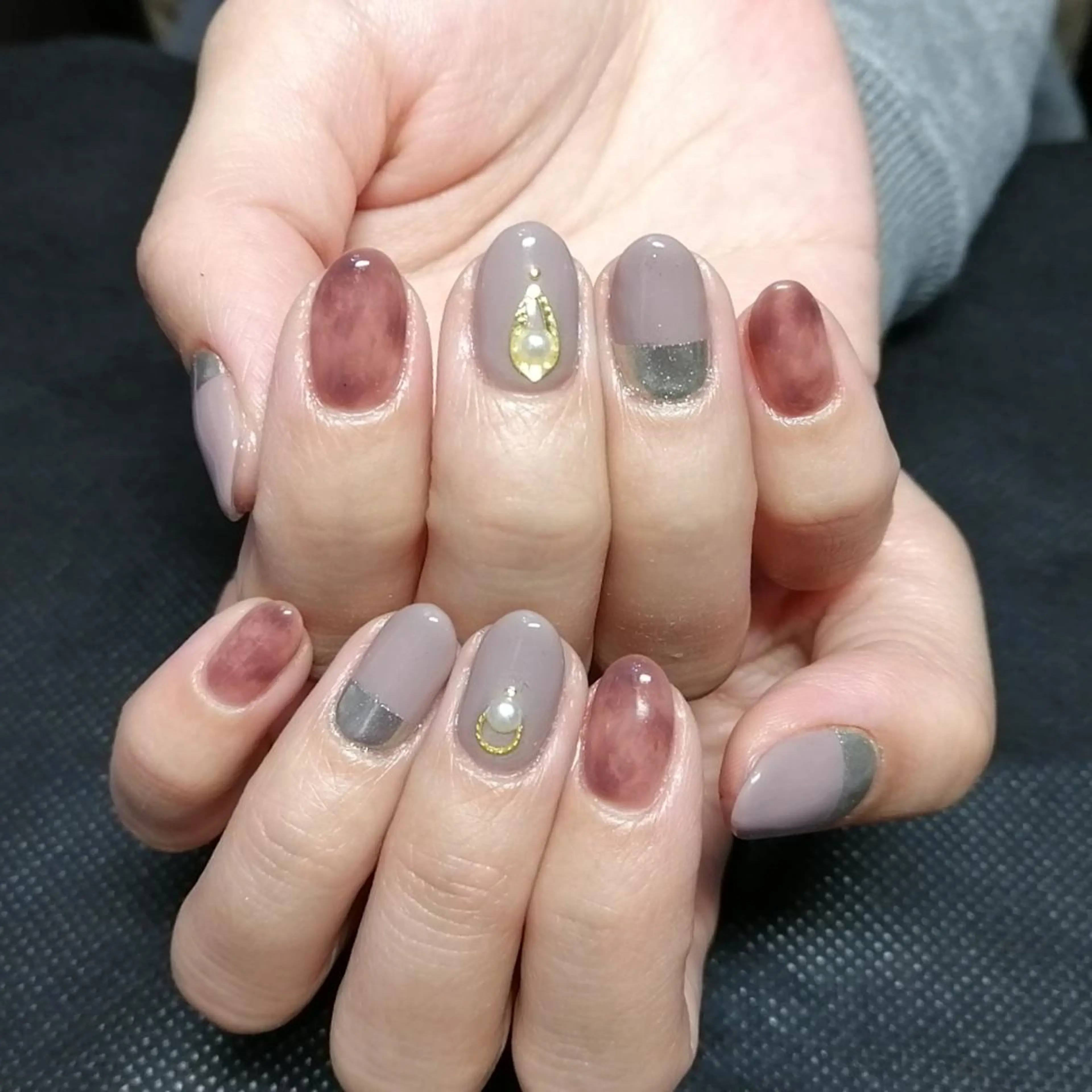 ネイル べっ甲ネイル ブラウン ミラーネイル 平野 亜季のネイルデザイン