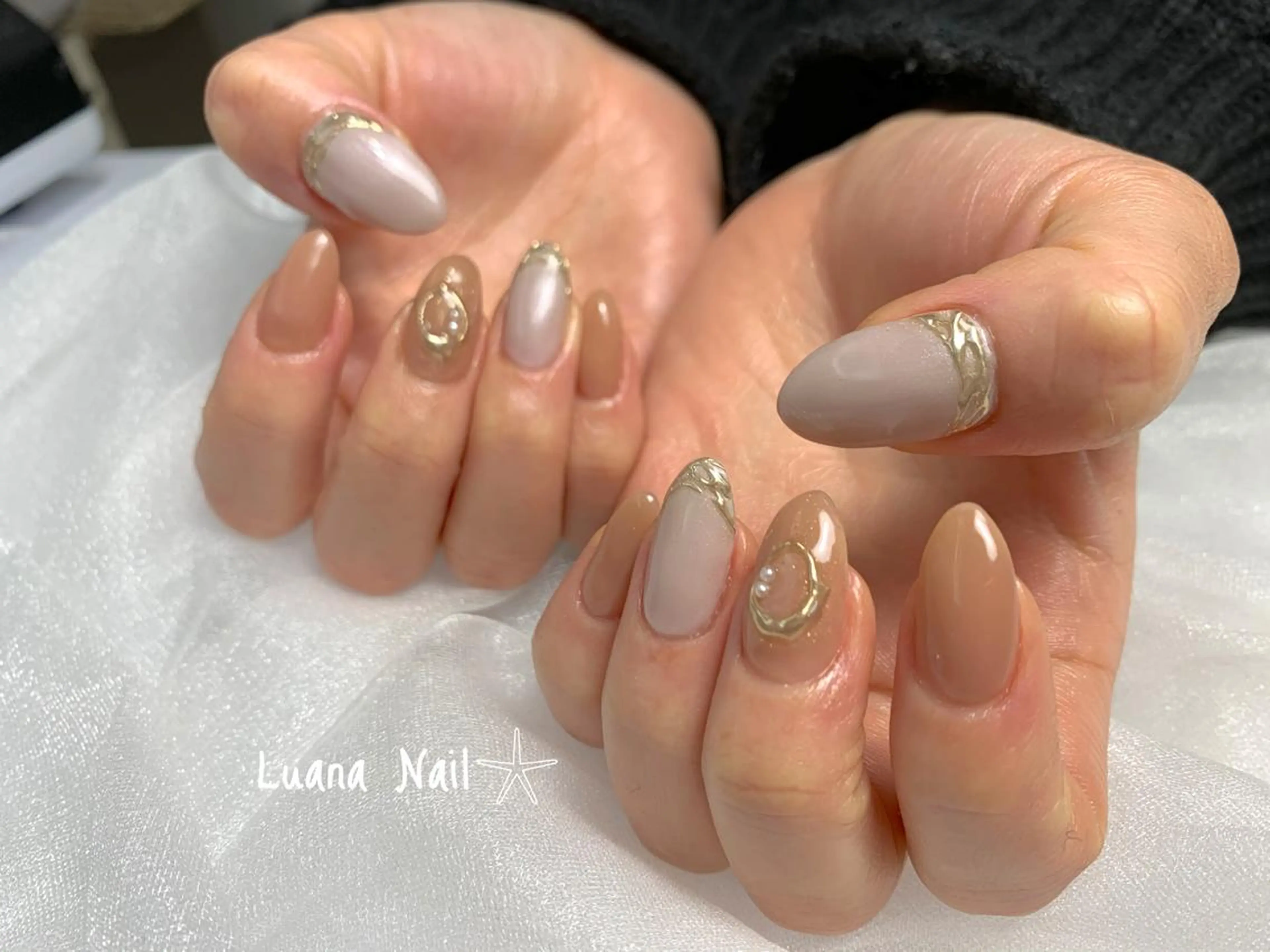 ネイル ミラーネイル ハンドネイル BeauJu by Luana Nailのネイルデザイン
