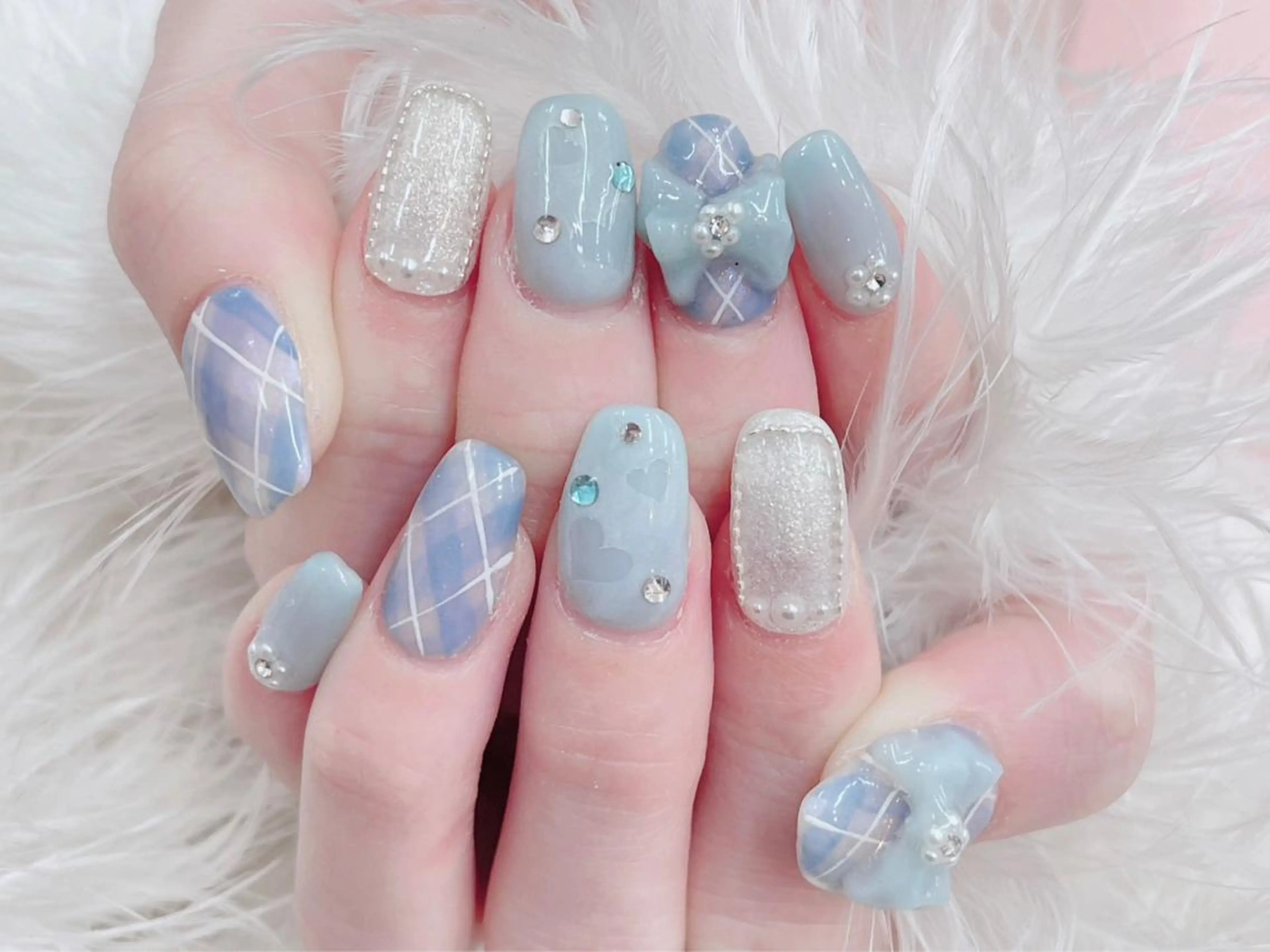 ネイル リボン ハンドネイル NailSalon CutiePutiのネイルデザイン