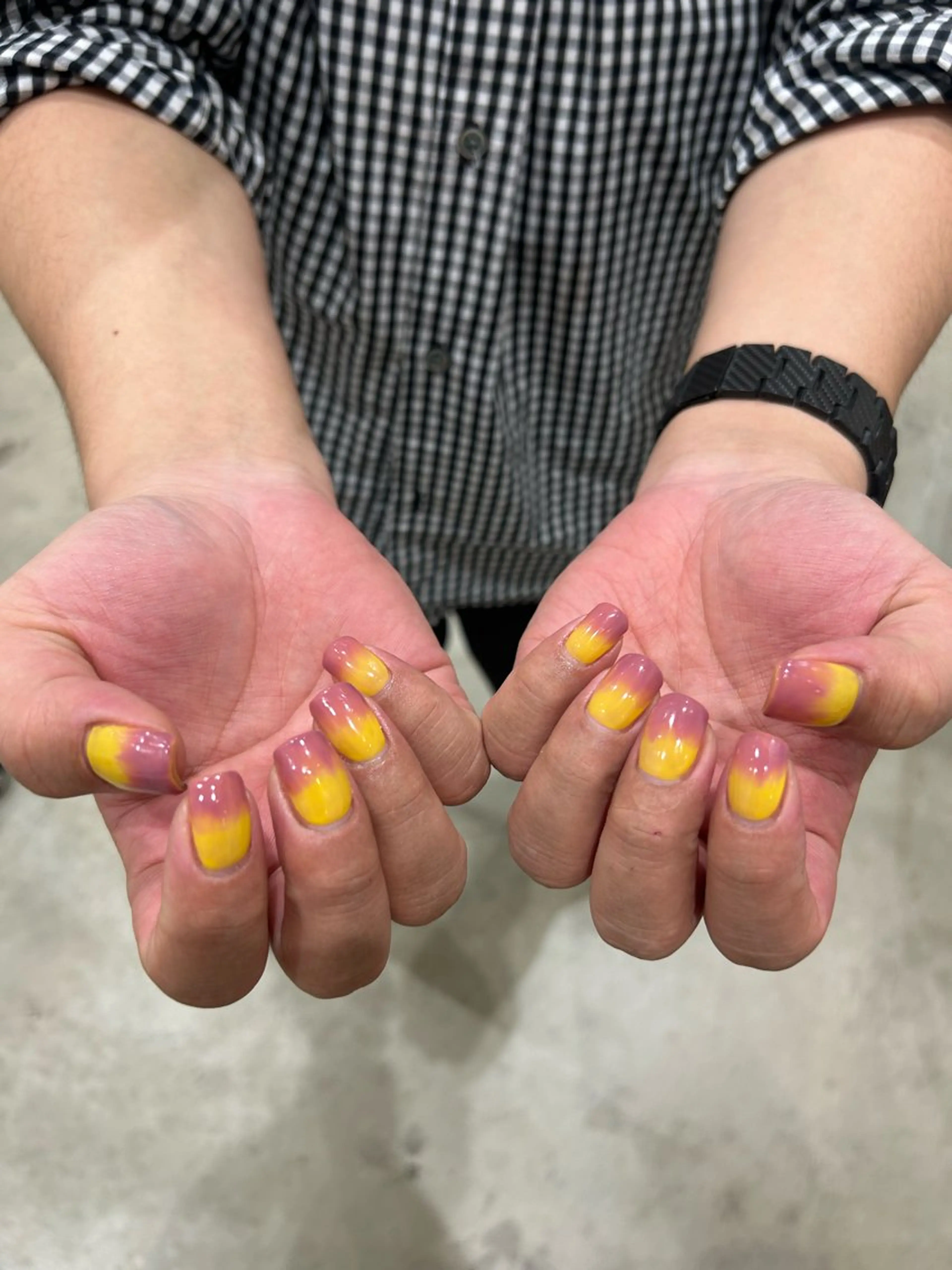 ネイル ちゅるんネイル✨🤍 三宅愛佳のネイルデザイン