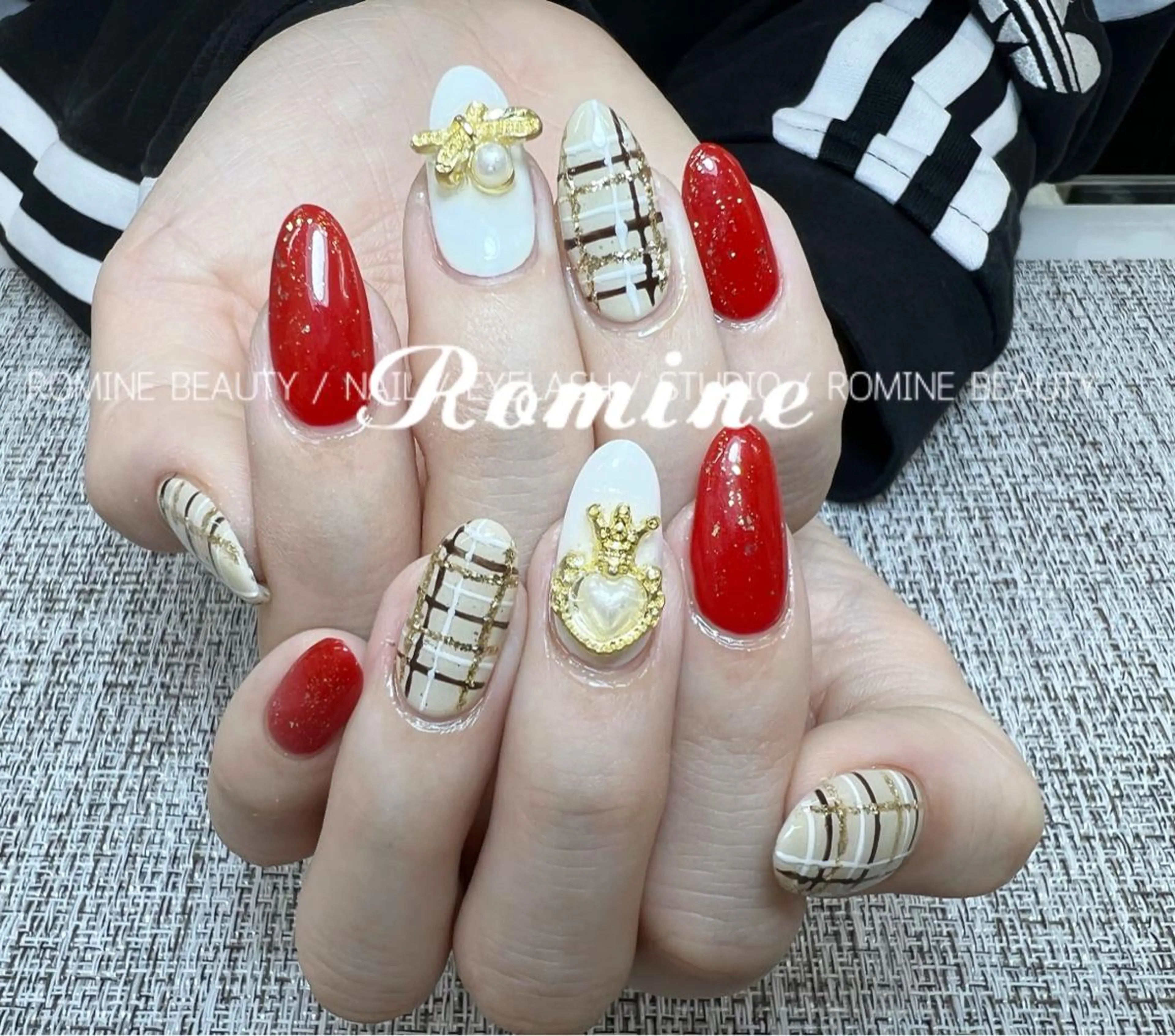 ネイル Romine アイラッシュ&ネイルのマツエク・マツパデザイン