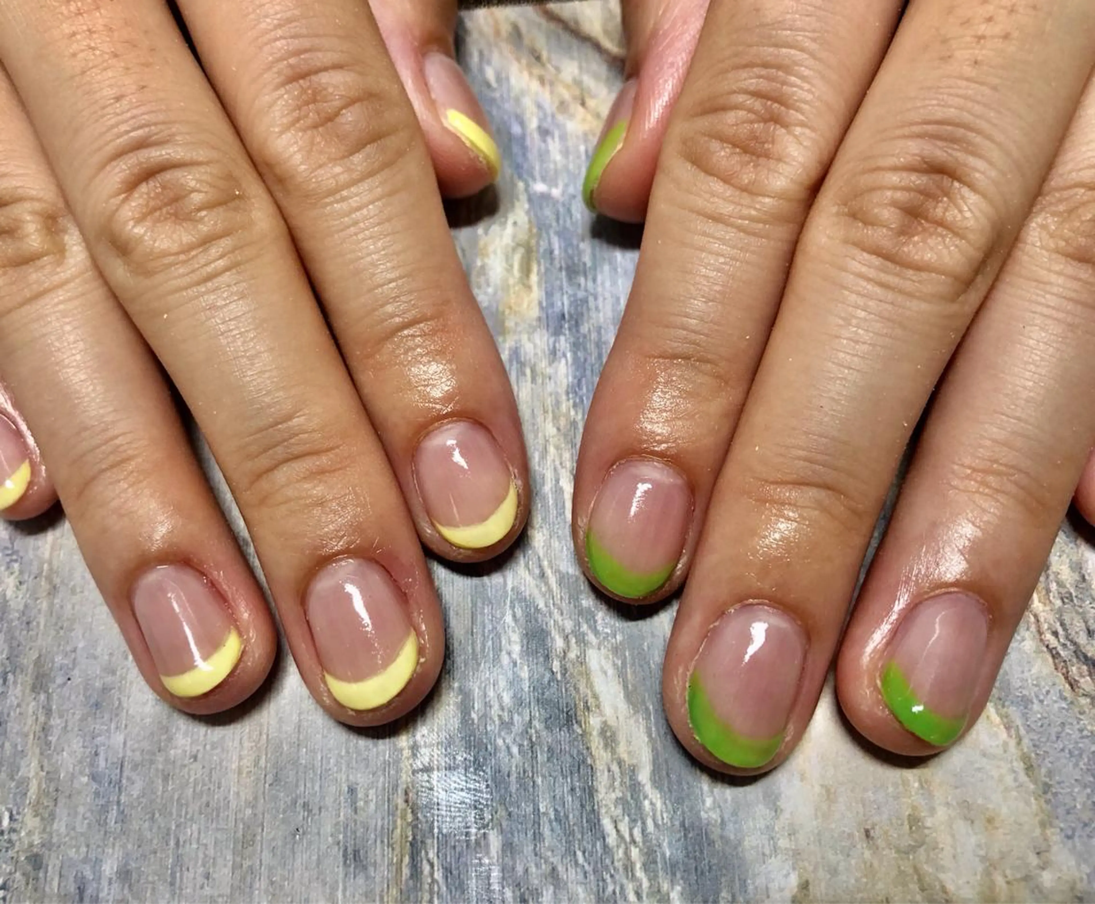 ネイル フレンチネイル mogunail &blowのネイルデザイン