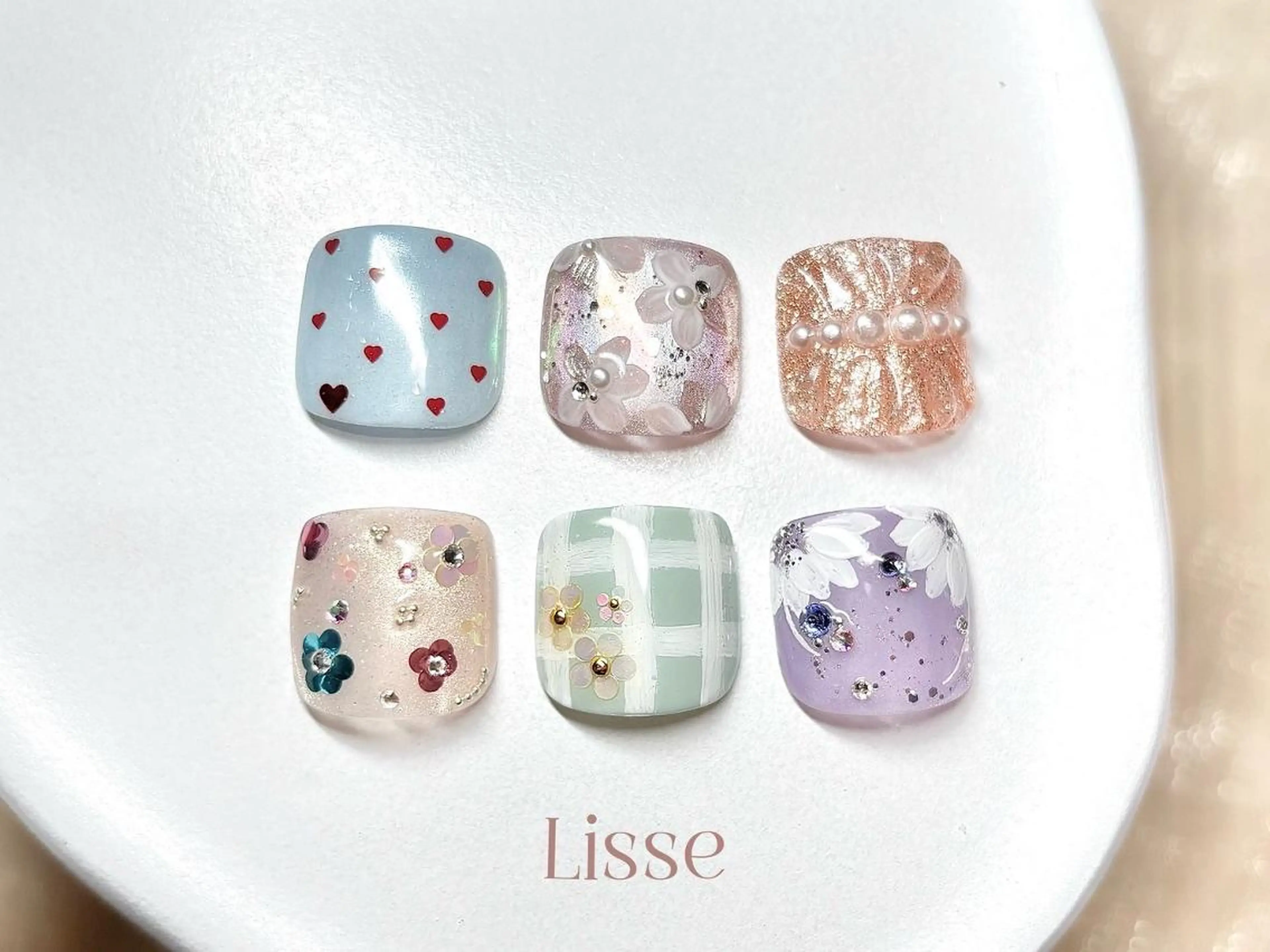 ネイル フットネイル Lisse銀座 Kaoriのネイルデザイン