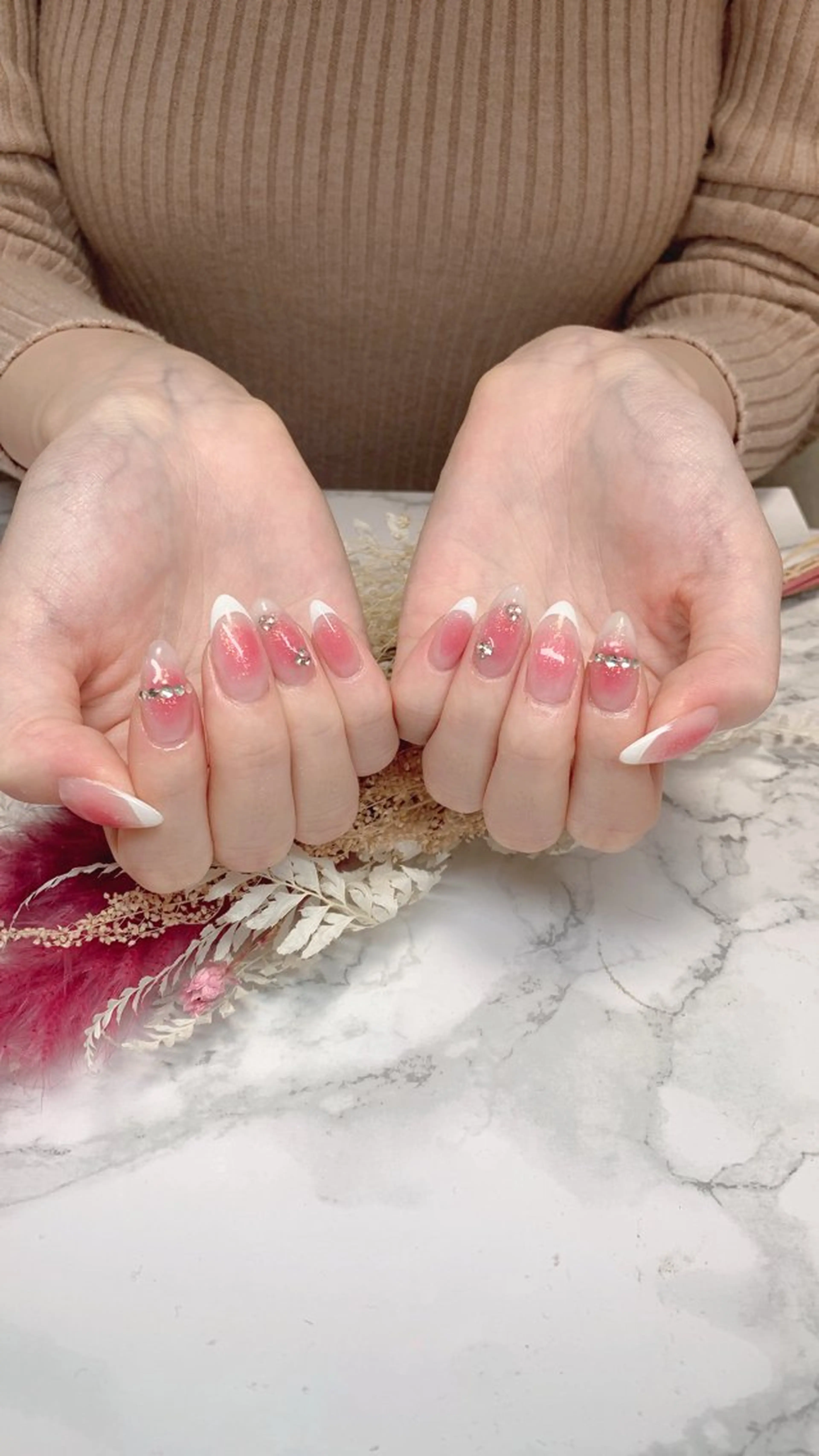 ネイル ハンドネイル はな💎ネイル ワンホン、長さ出しのネイルデザイン