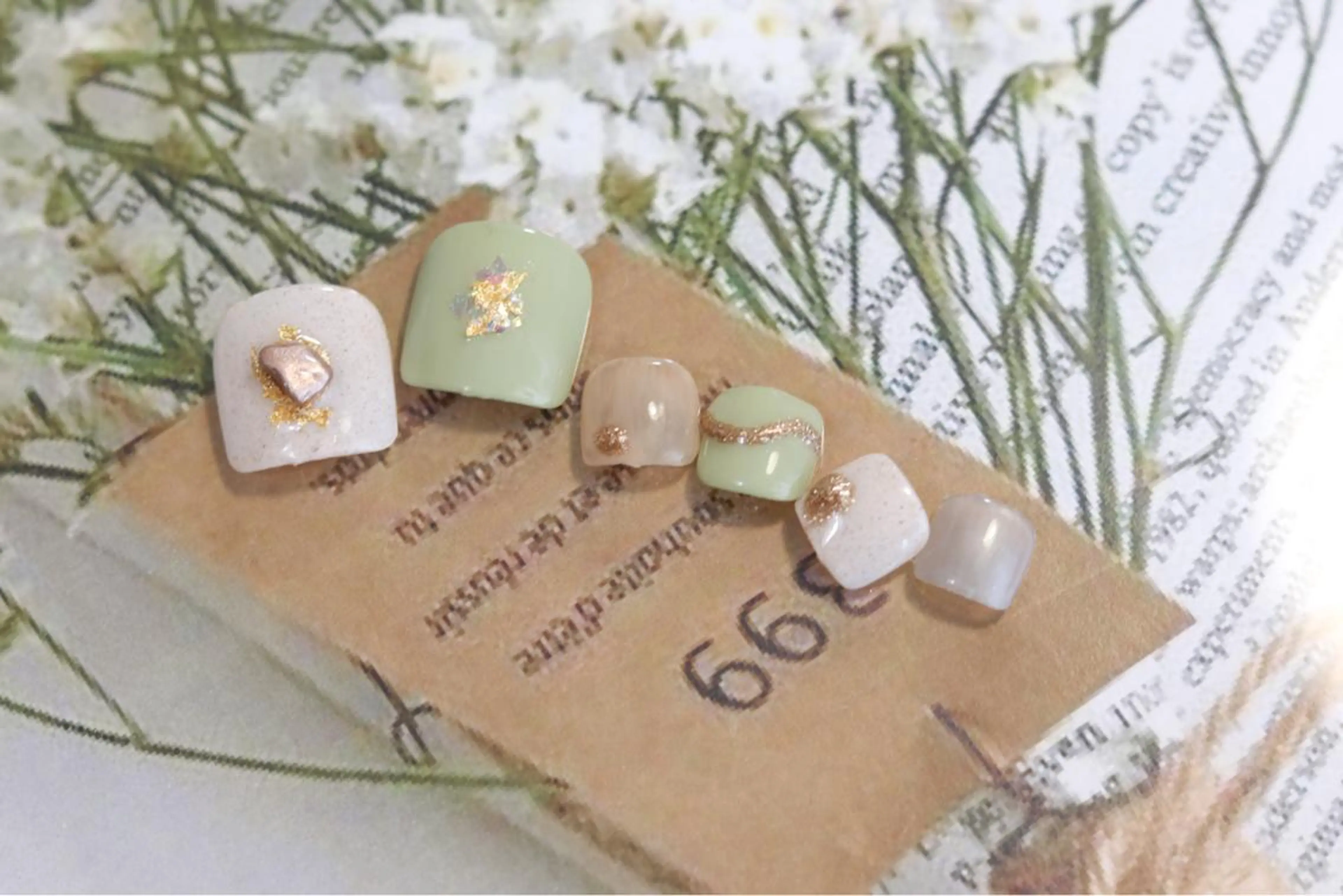 ネイル フットネイル フットネイル nailsalon Puretéのネイルデザイン