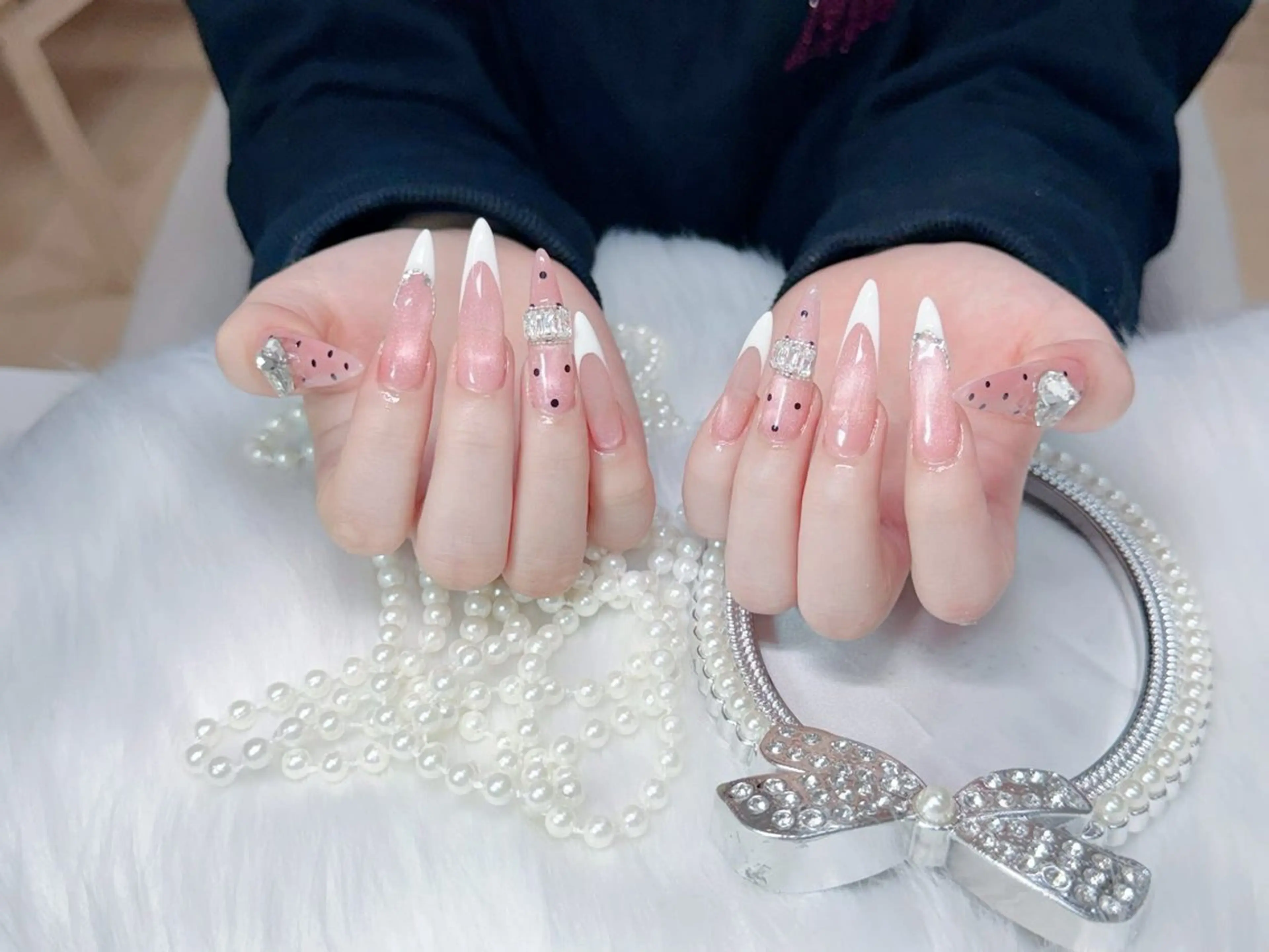 ネイル チークネイル 桜ネイル フラッシュネイル フットネイル ジェルネイル ハンドネイル GOHOUBI Nail 心斎橋店のネイルデザイン