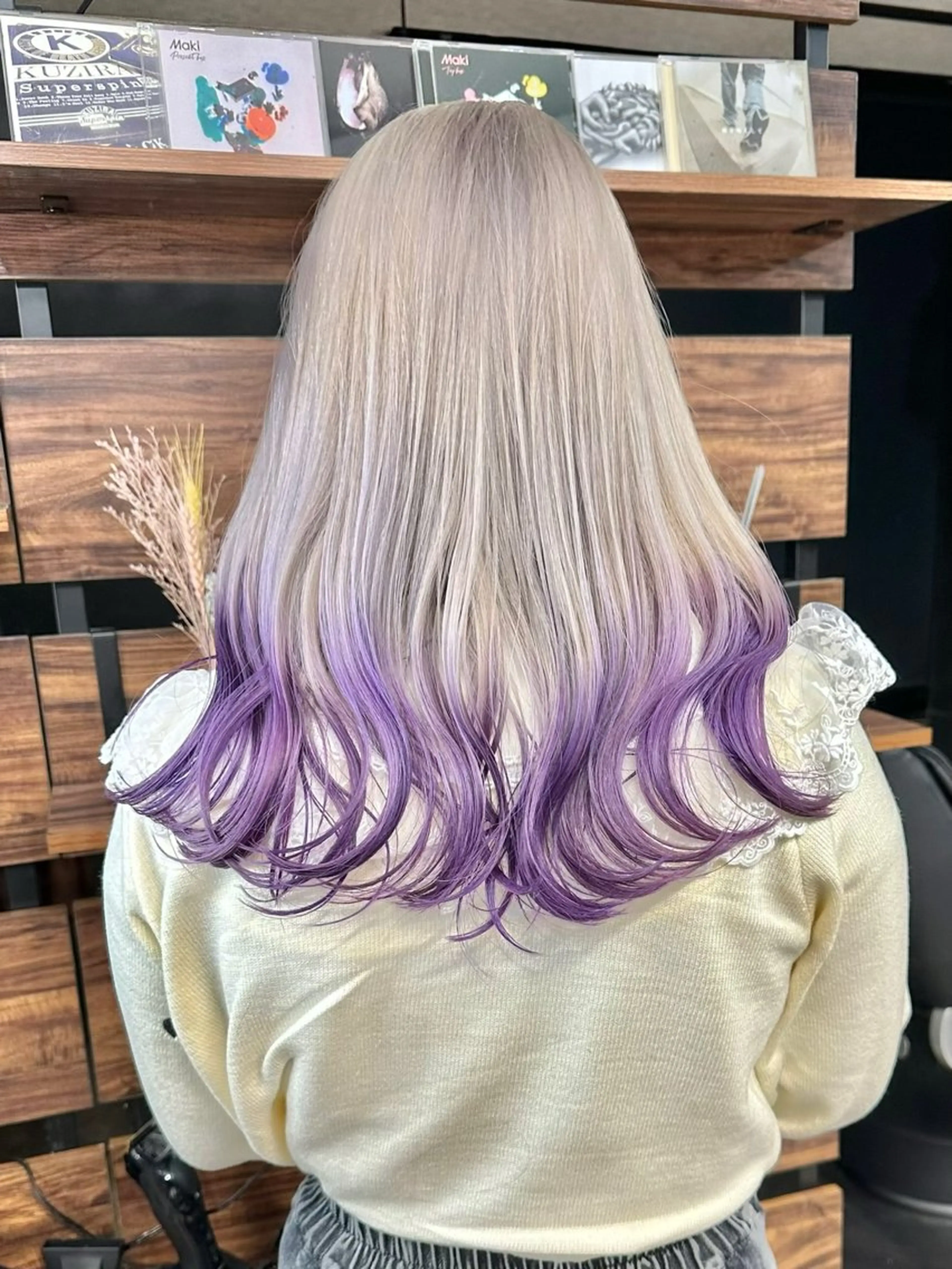 ロング COCO/ブリーチ エクステ/ハイトーンのヘアスタイル