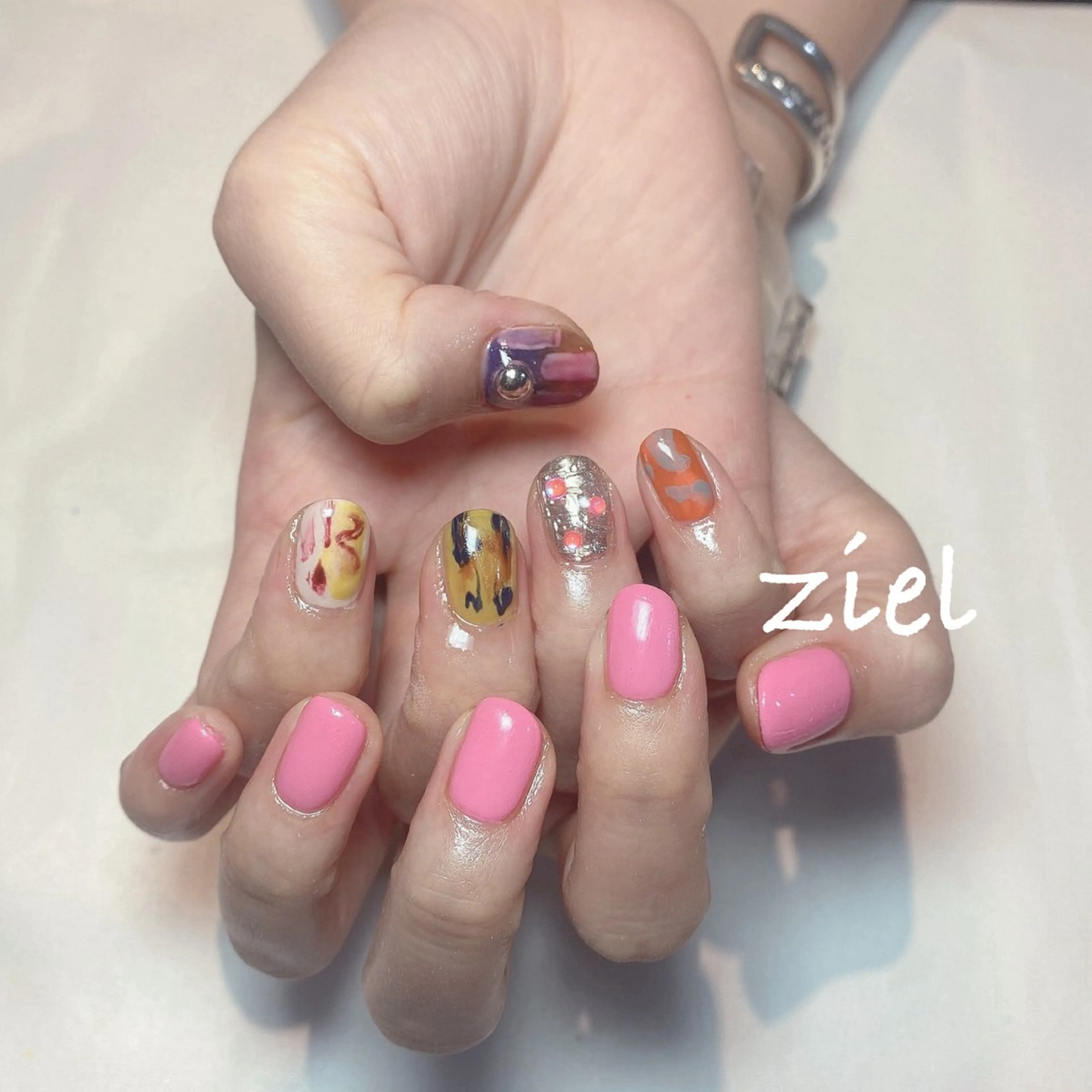 ネイル ziel _nailのネイルデザイン