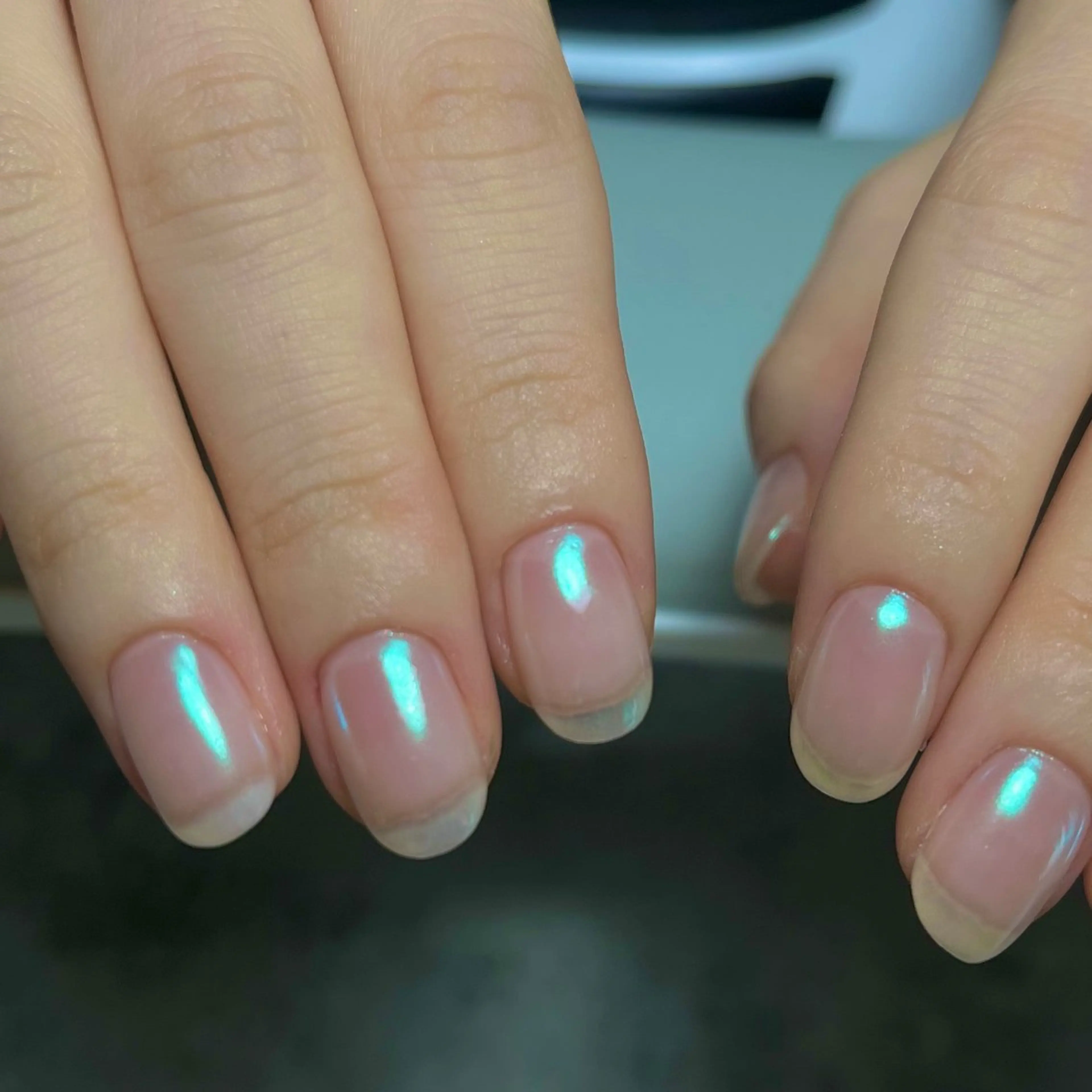 ネイル オーロラネイル クリアネイル グリーン ミラーネイル ハンドネイル janma.nail ✳︎akiのネイルデザイン