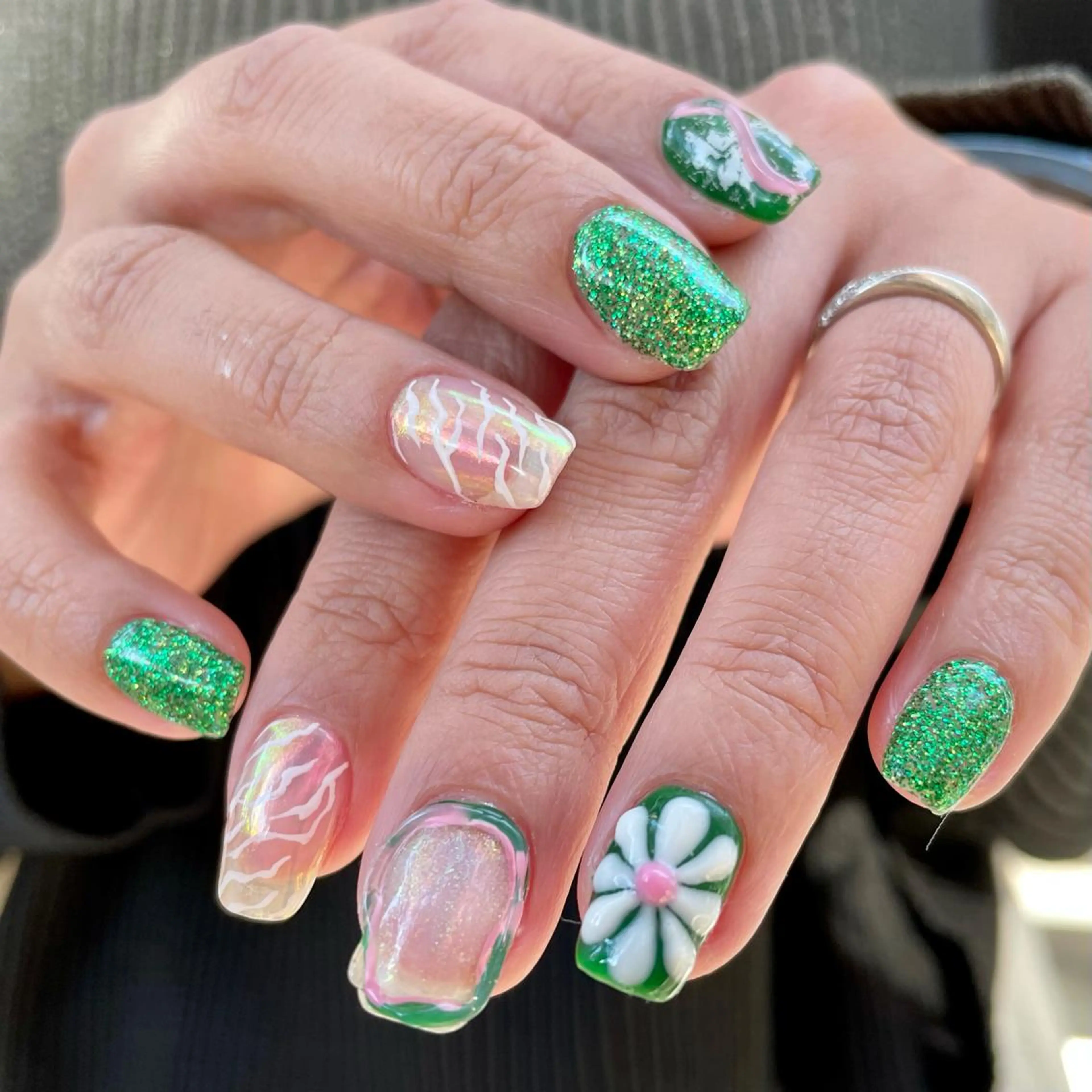 ネイル AOI✩⡱ y2kネイルのネイルデザイン