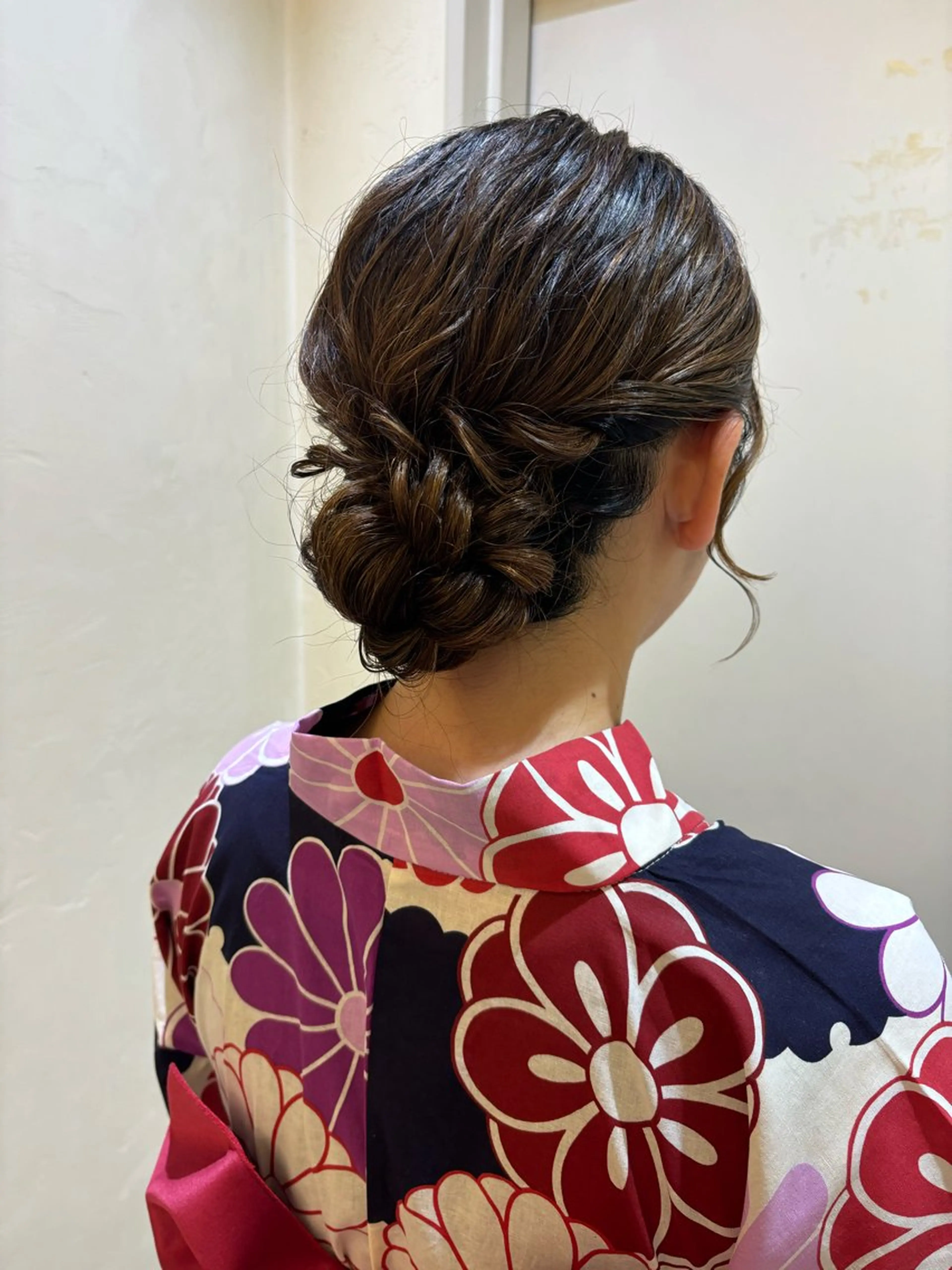 ヘアアレンジ 浴衣 ヘアカラー トリートメント 大久保 愛のヘアスタイル