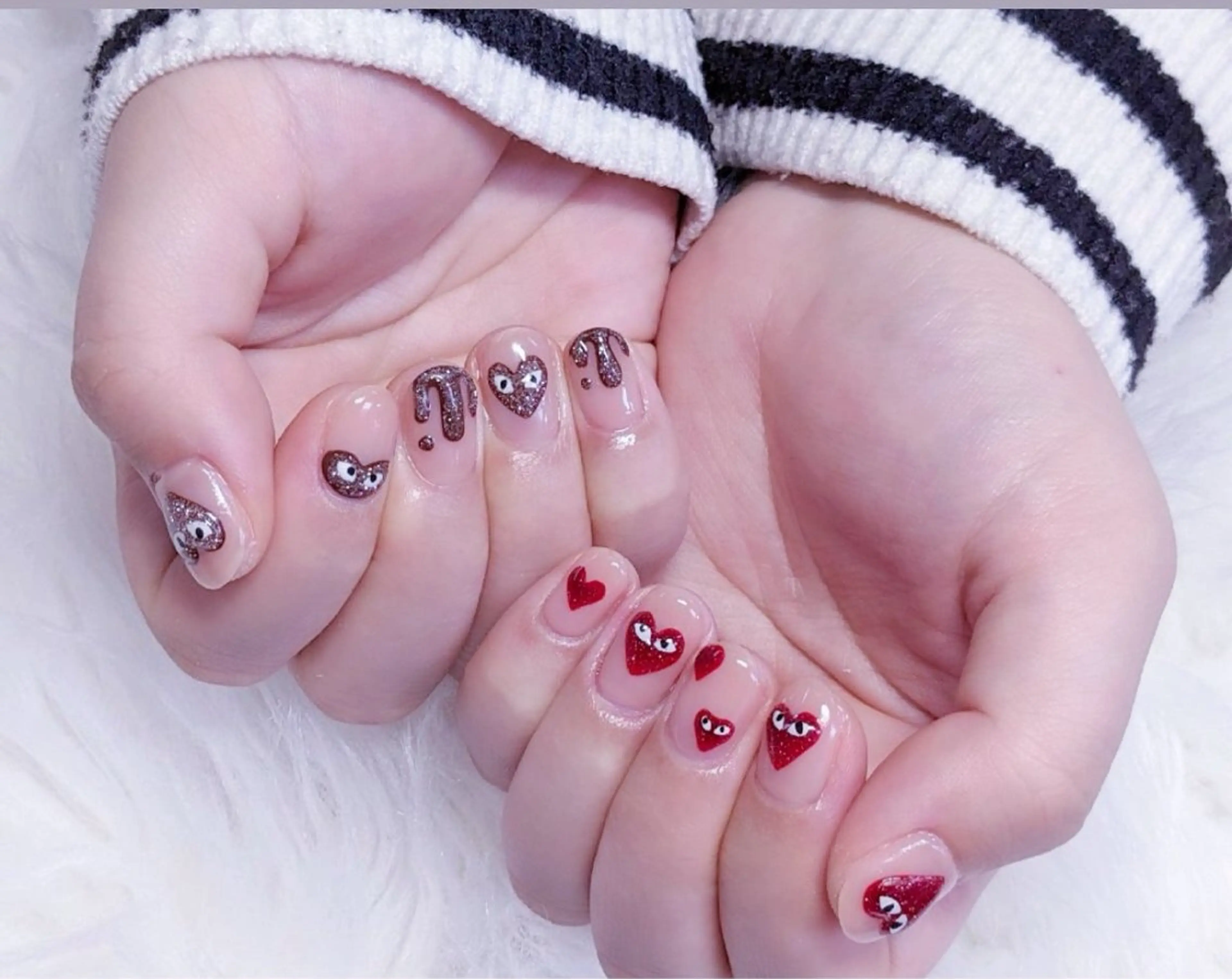 ネイル ハンドネイル MoonNail ユリ🌸のネイルデザイン