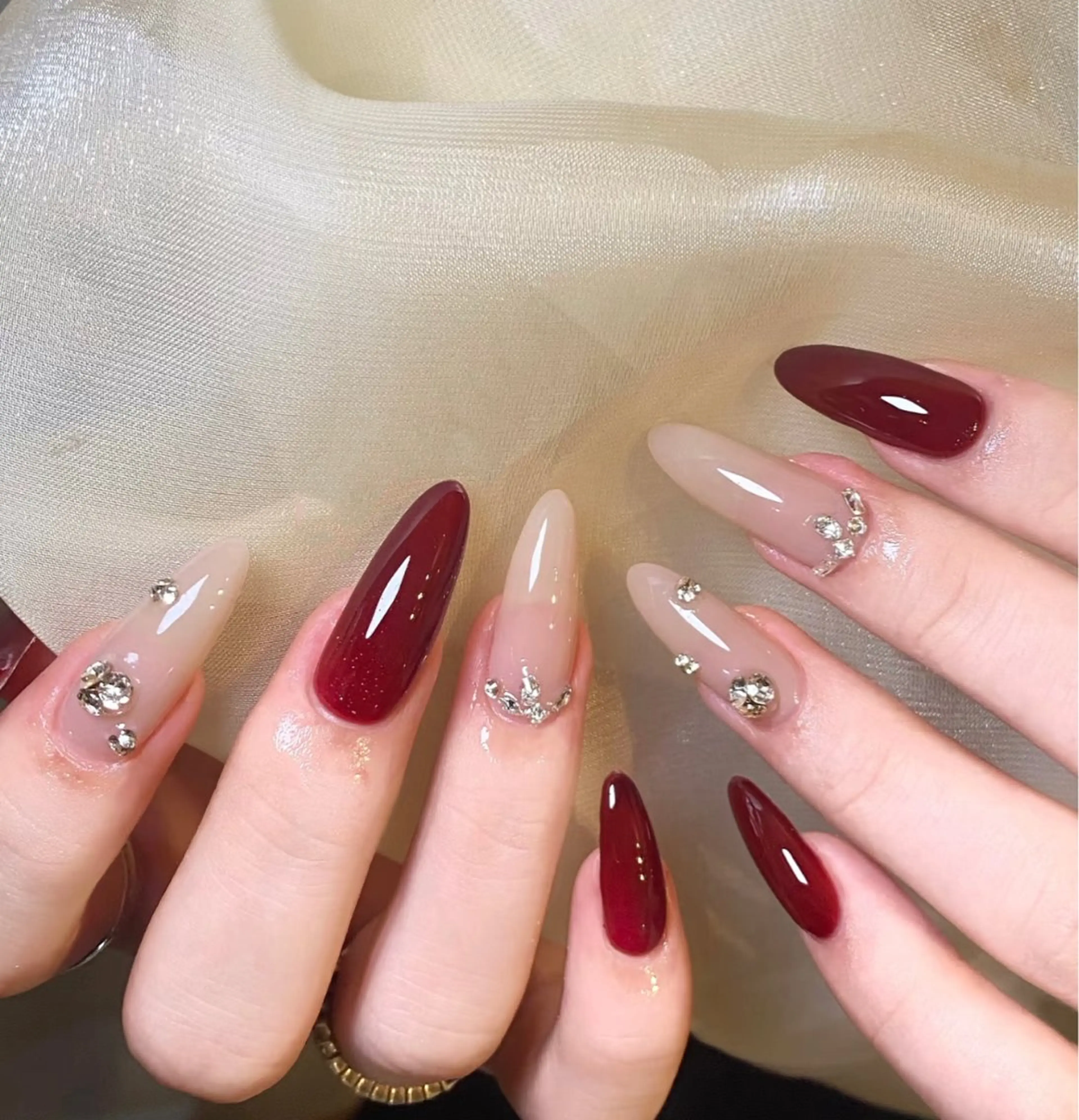 ネイル ハンドネイル ハンドケア 🍑 momo_nailのネイルデザイン