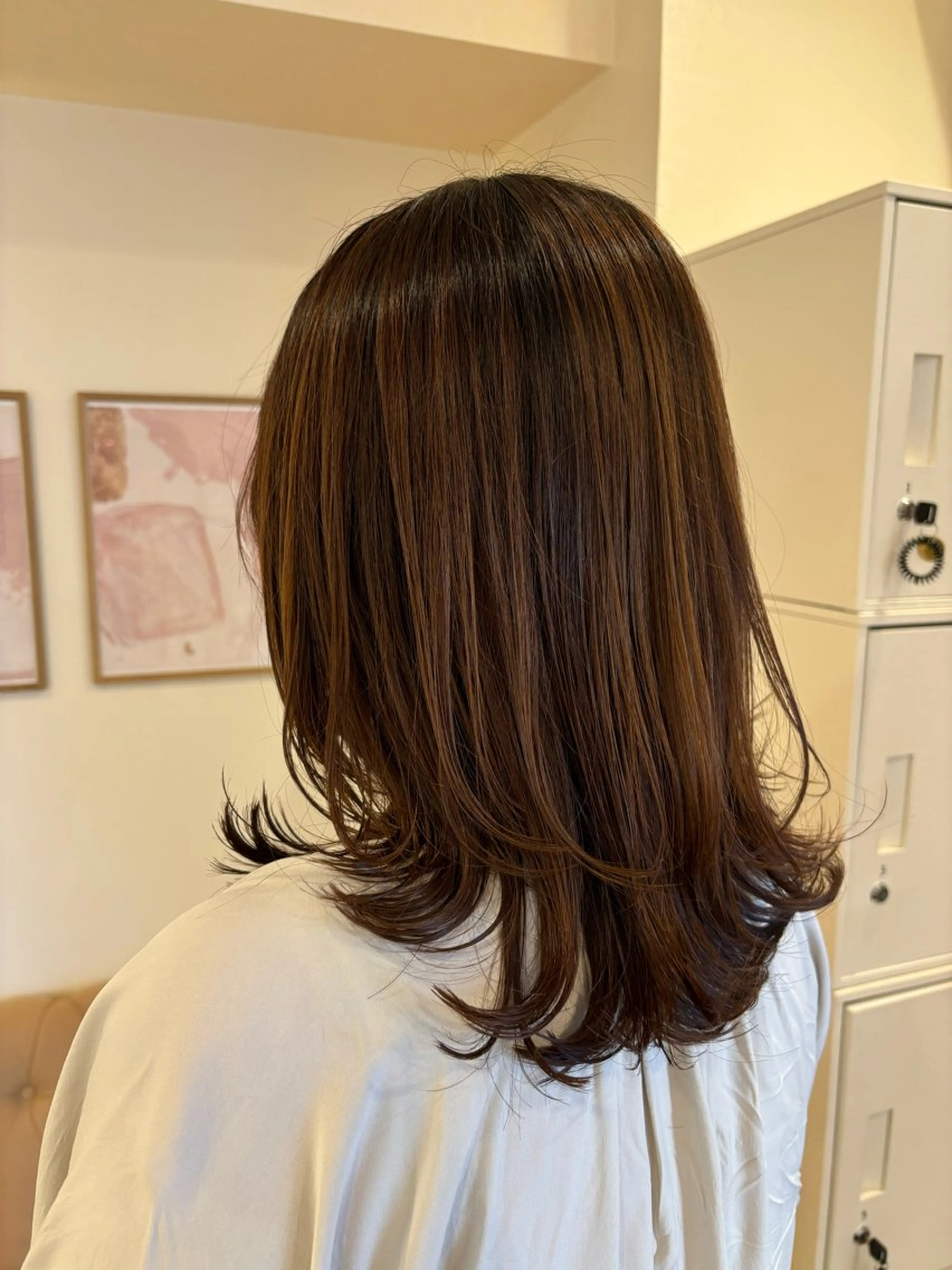 ミディアム レイヤーカット ローレイヤー シンバヒナノ/パーマ レイヤー/髪質改善のヘアスタイル