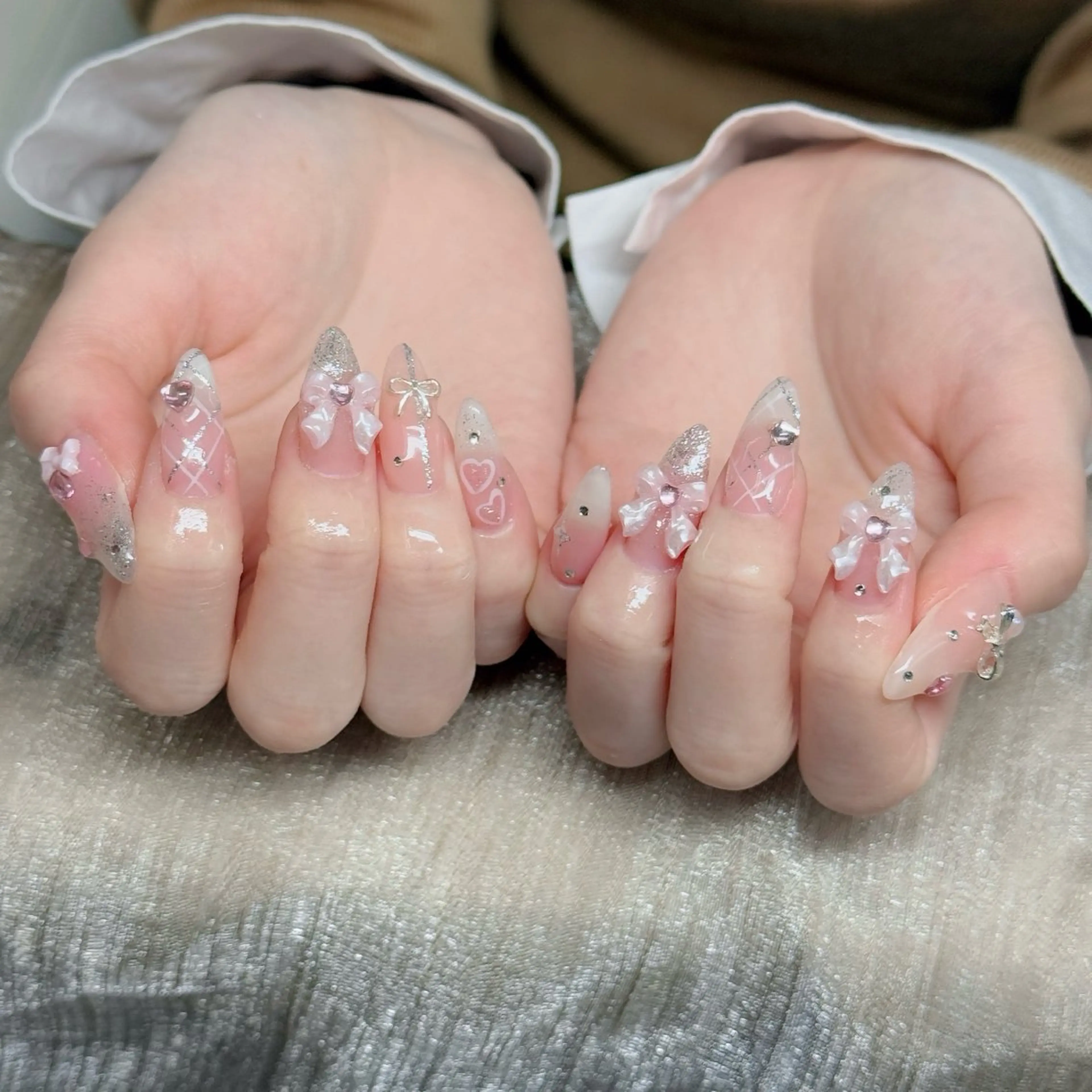 ネイル ロングネイル マグネットネイル リボン 夏ネイル スーパーロングネイル ハンドネイル Hani Nail XUKAのネイルデザイン