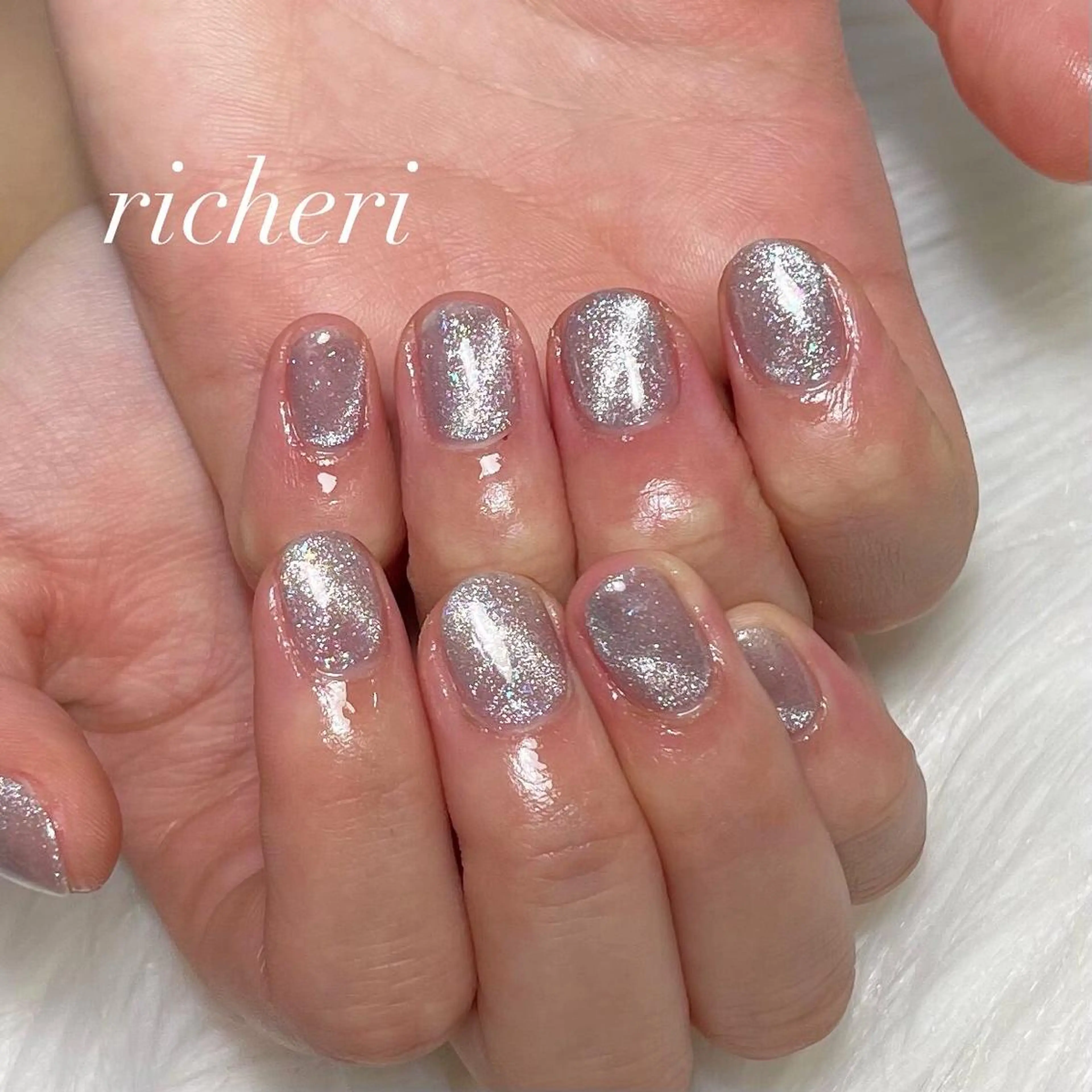 ミディアム ネイル 韓国風ヘア アートネイル フレンチネイル ジェルネイル ガラスフレンチ richeri beautyのエステ・リラクイメージ