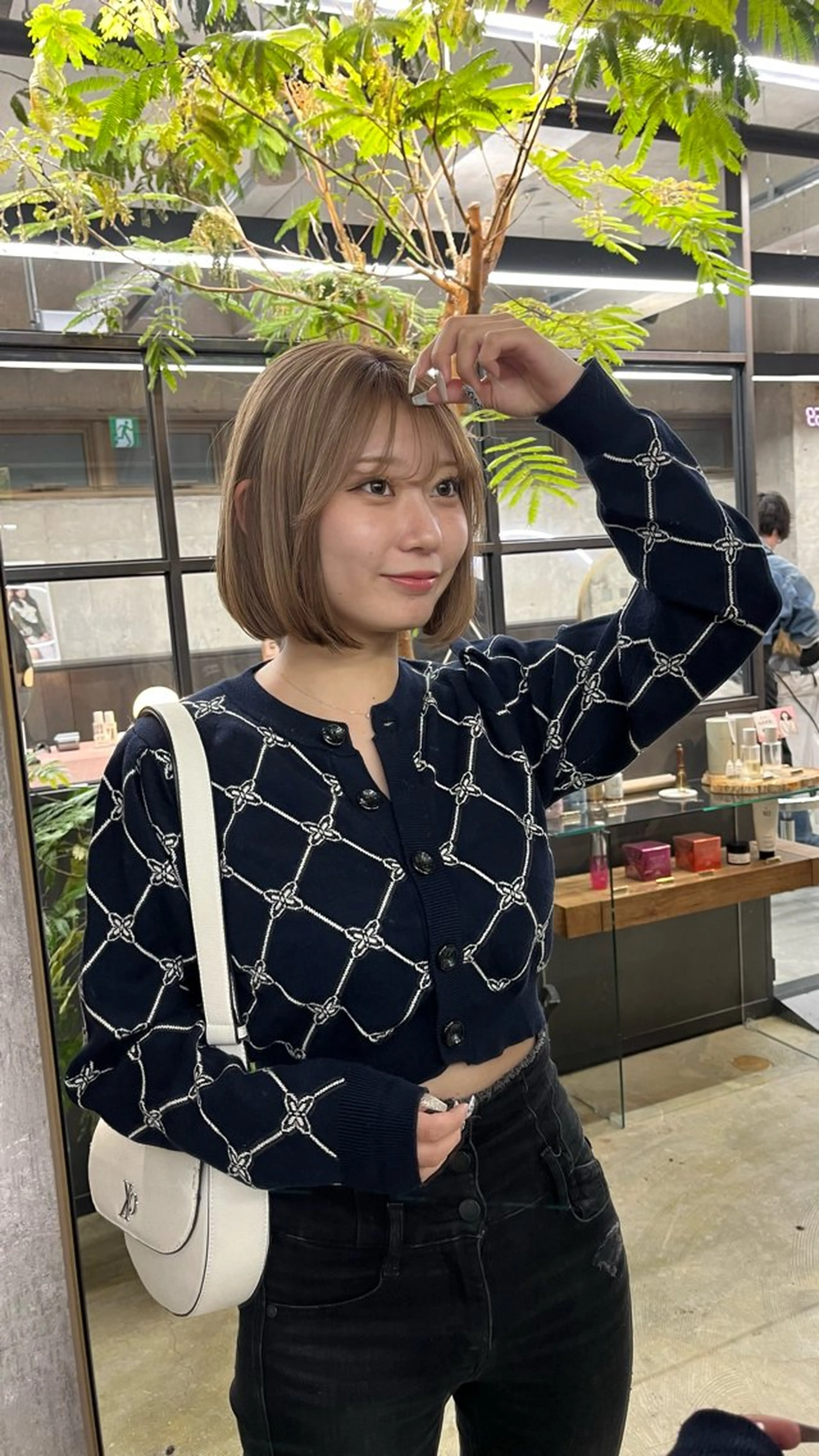 ミディアム ヘアカラー オリーブ/レイヤー/ 酸性ストレート/ゆなのヘアスタイル