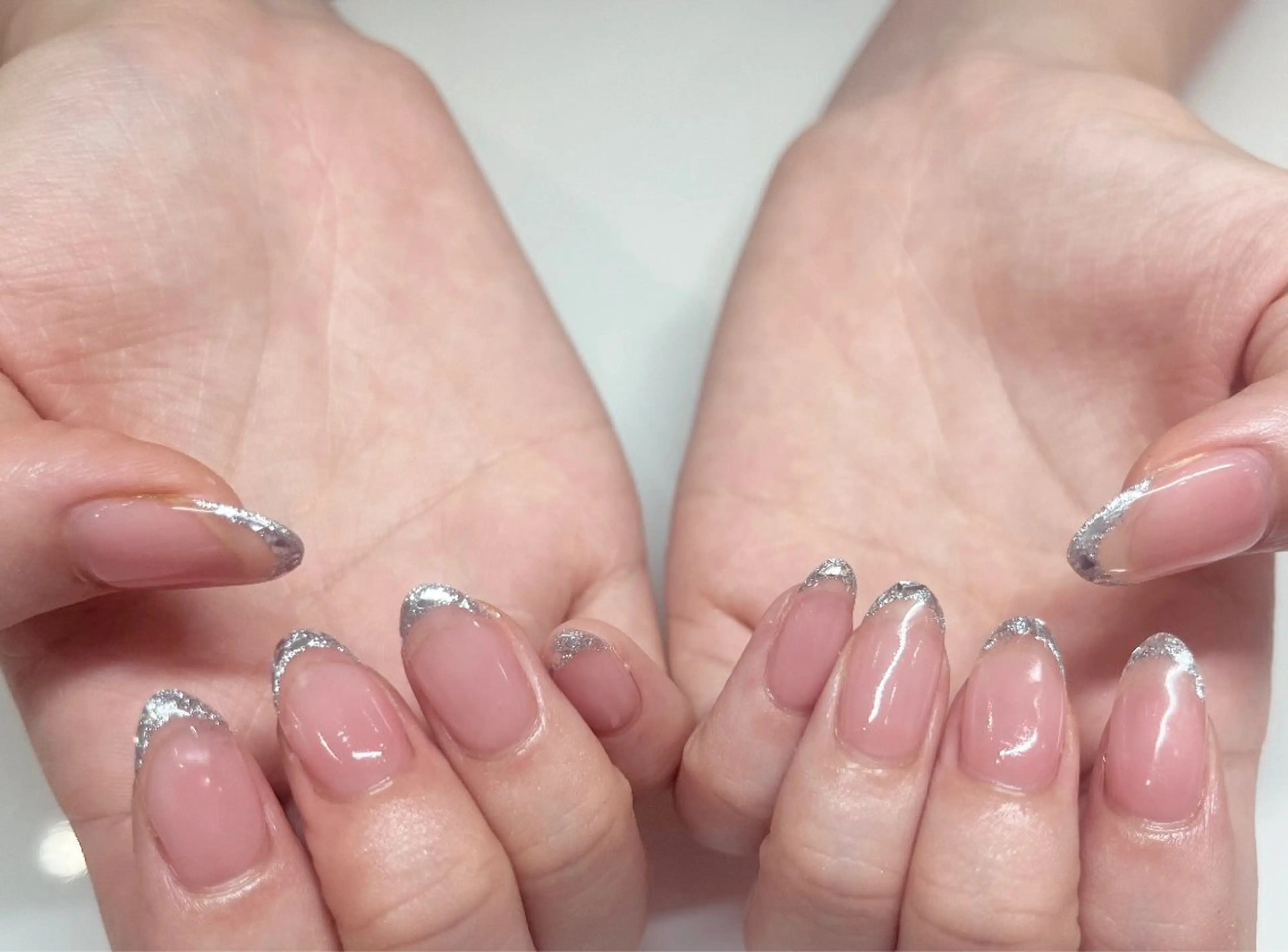 ネイル フレンチネイル ガラスフレンチ 山本 杏香のネイルデザイン