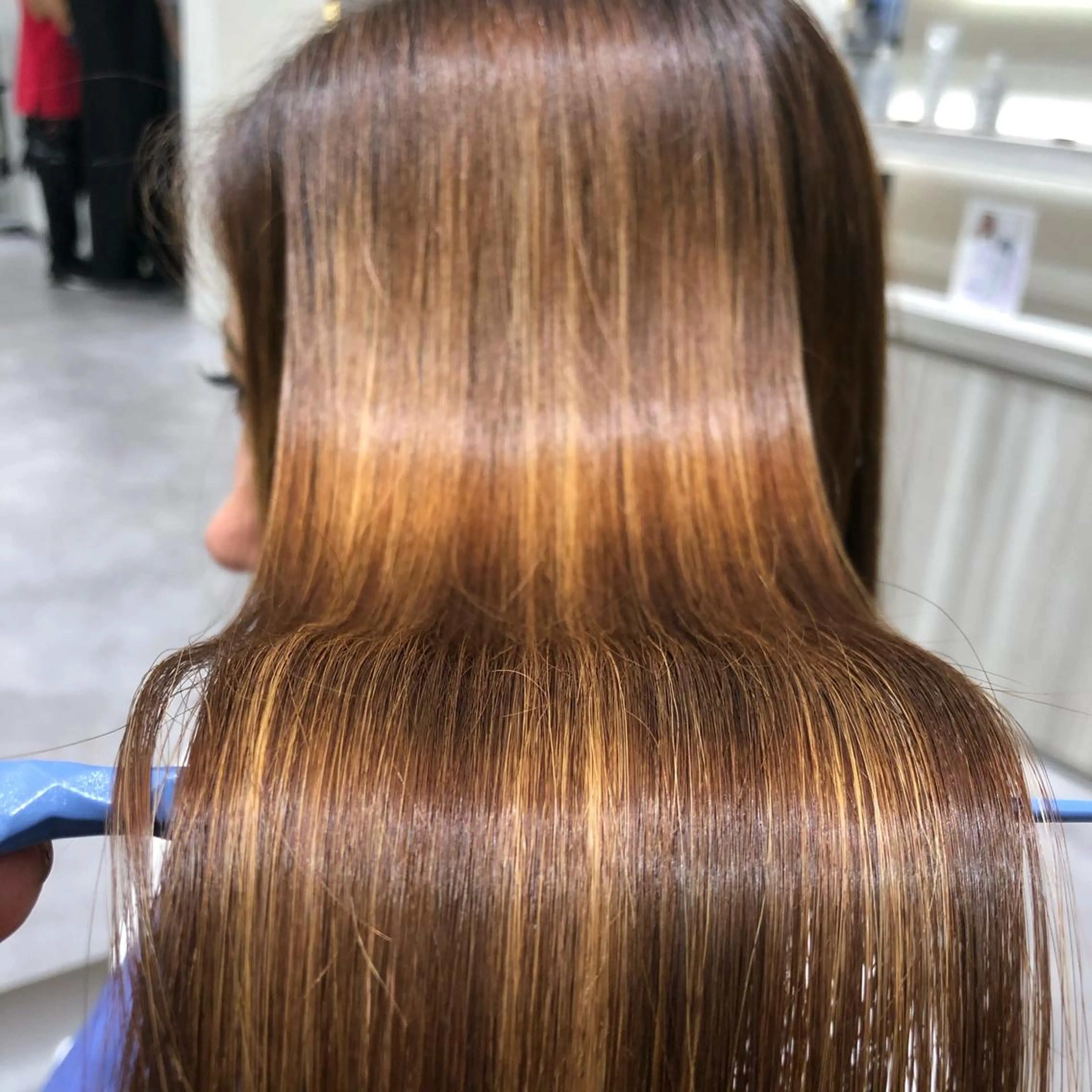 ロング ムトウセイマ/ 縮毛矯正/ブリーチのヘアスタイル