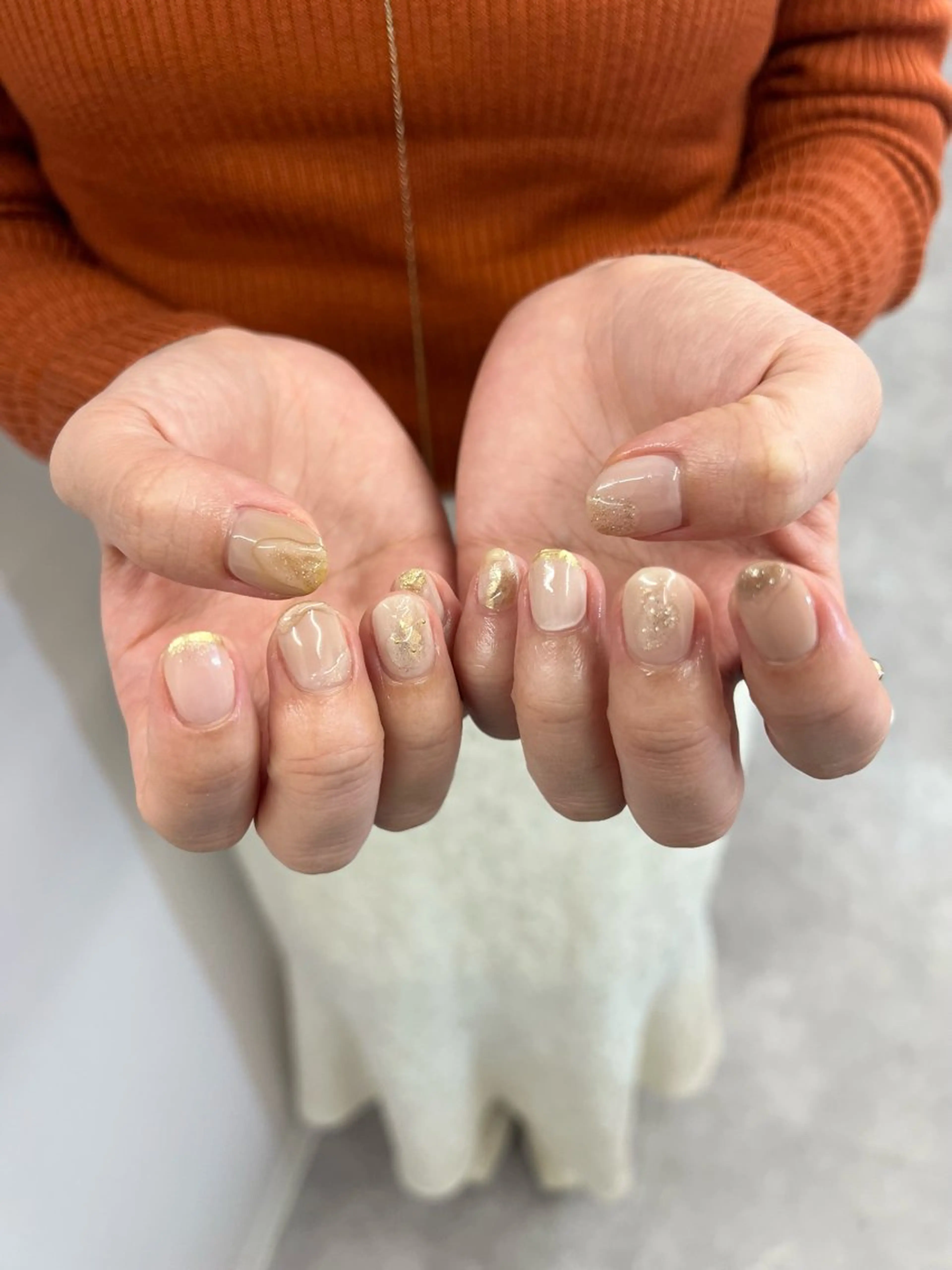 ネイル フレンチネイル ジェルネイル ゴールド マグネットネイル ニュアンスネイル ハンドネイル ハンドケア Bana_ Nailのネイルデザイン