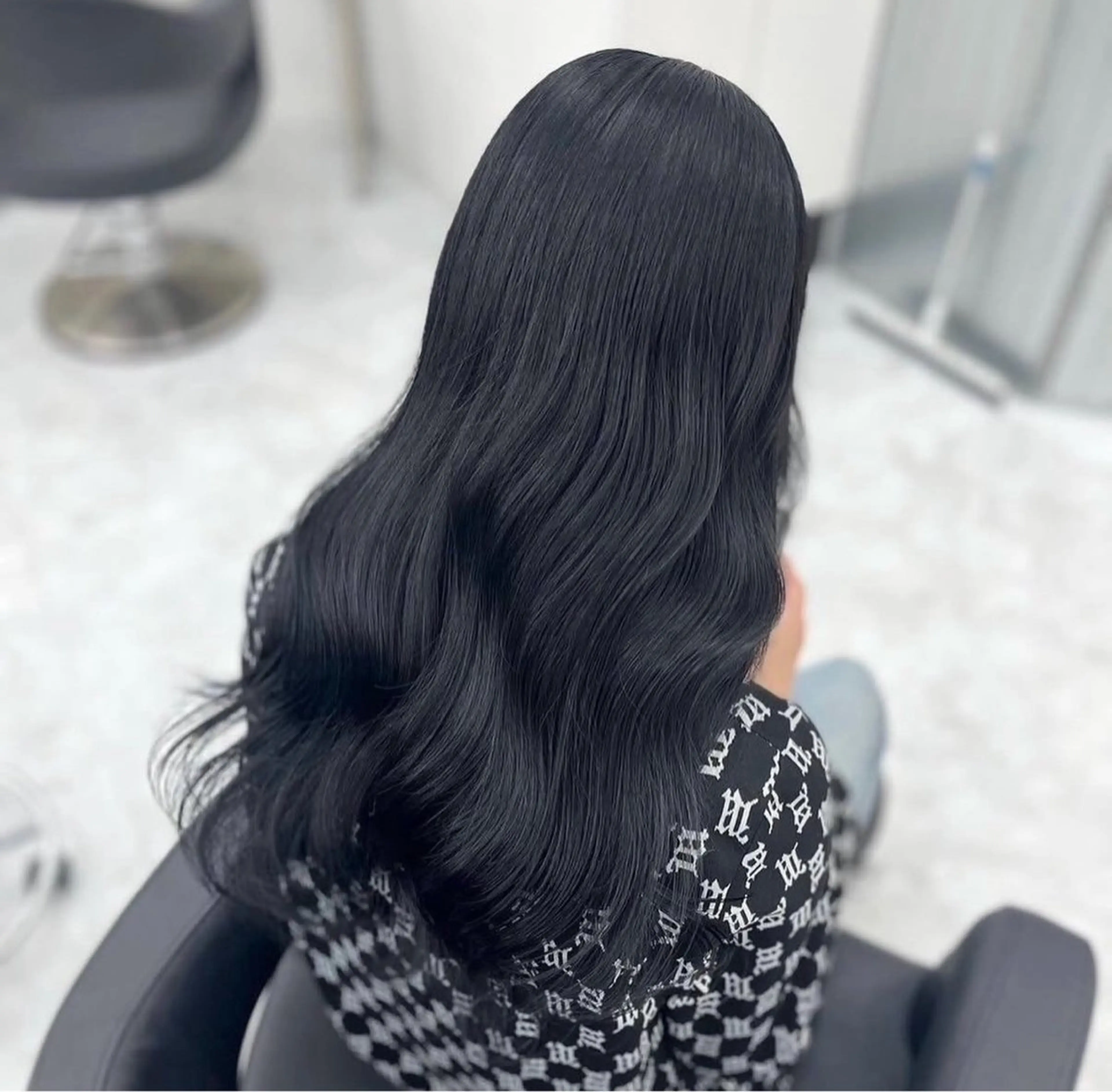 🖤💎就活・学校OK♥ナチュラル暗髪カラー×韓国風ツヤ感ヘアの写真