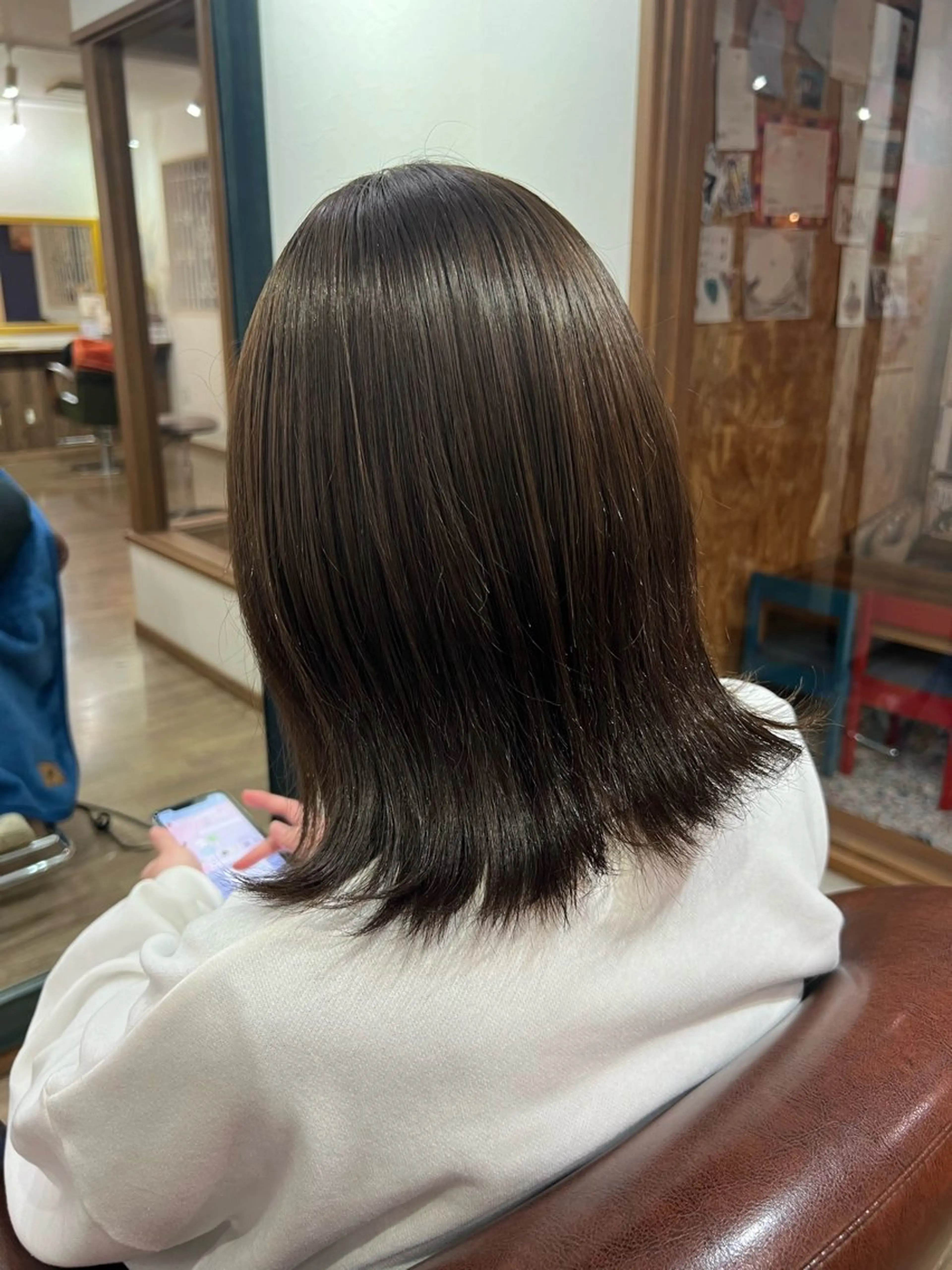 ミディアム カラー オリーブカラー アヤノ 🤍のヘアスタイル