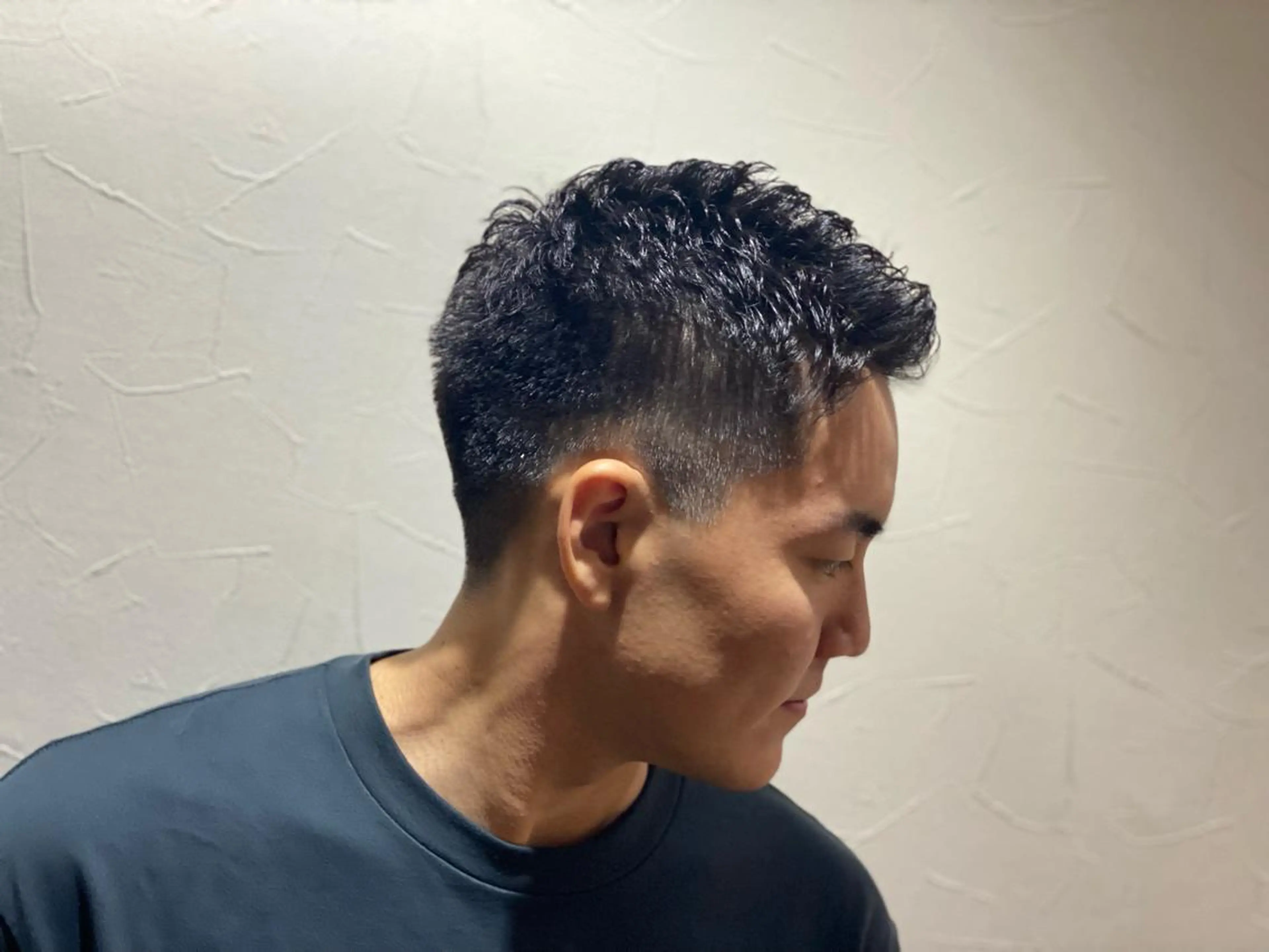 ショート パーマ メンズ 浅見 天翔のヘアスタイル