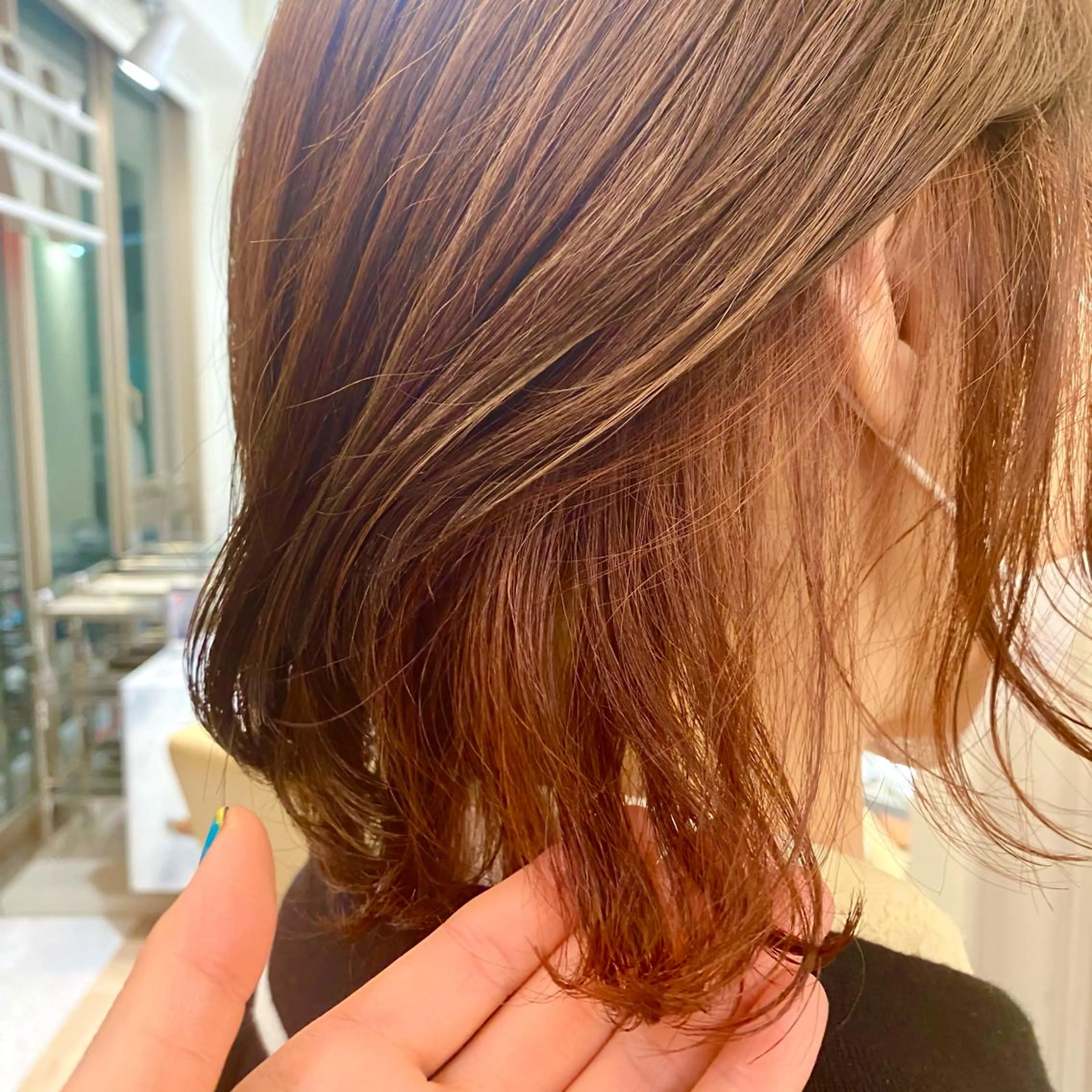 ミディアム カラー インナーカラー 三好 涼華のヘアスタイル